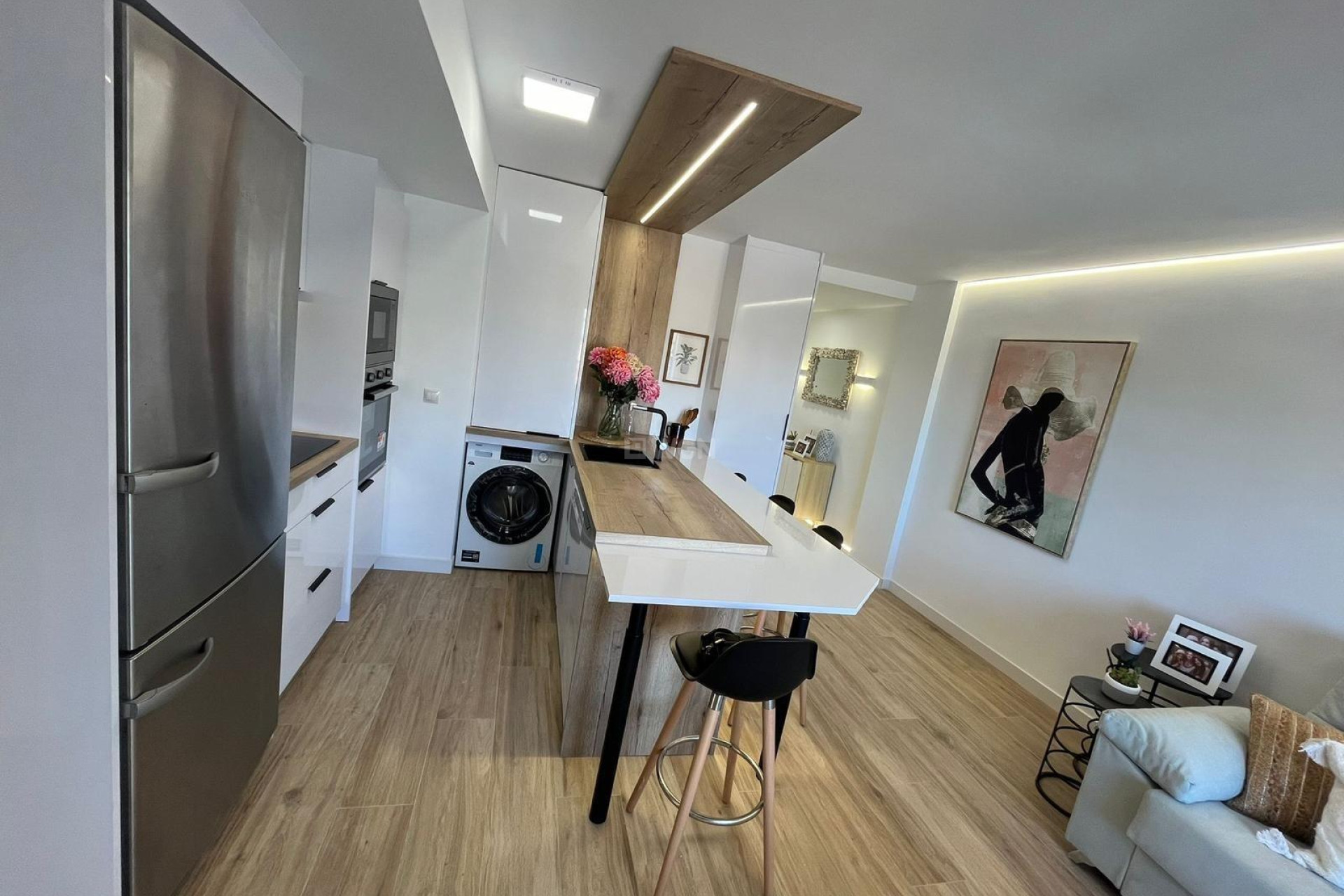 Odsprzedaż - Mieszkanie w bloku - Torrevieja - Punta Prima