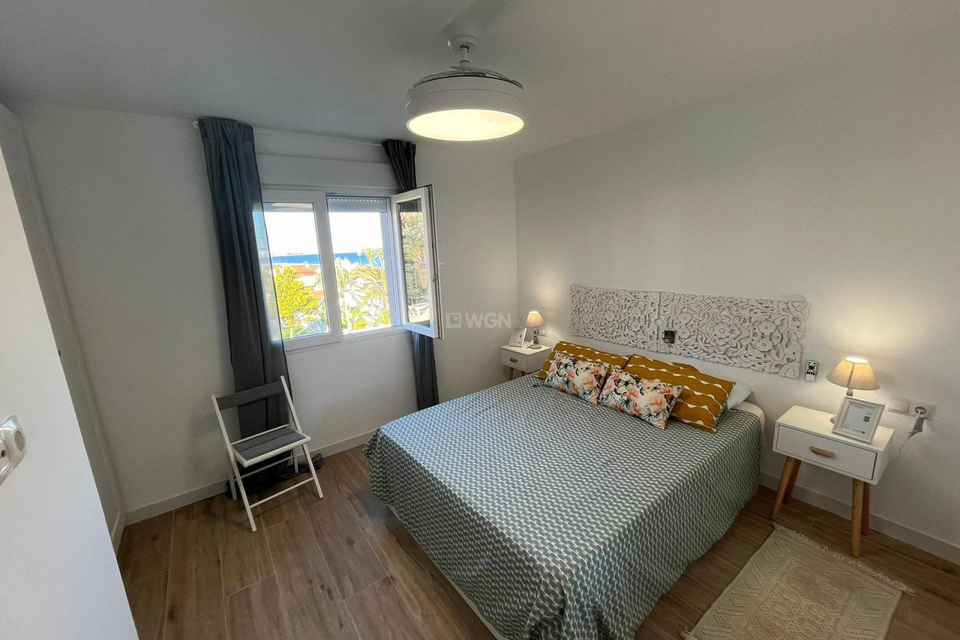 Odsprzedaż - Mieszkanie w bloku - Torrevieja - Punta Prima