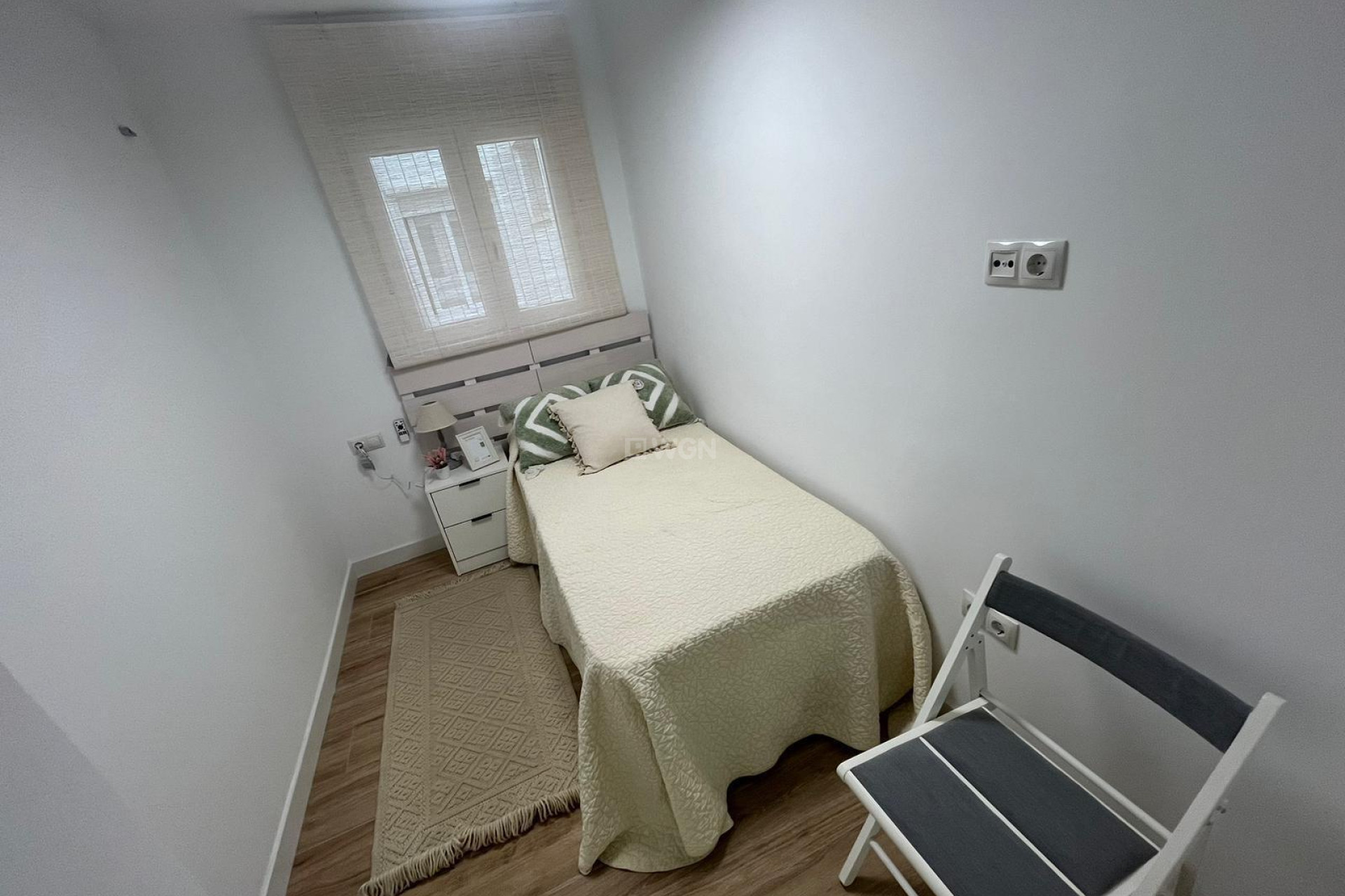 Odsprzedaż - Mieszkanie w bloku - Torrevieja - Punta Prima