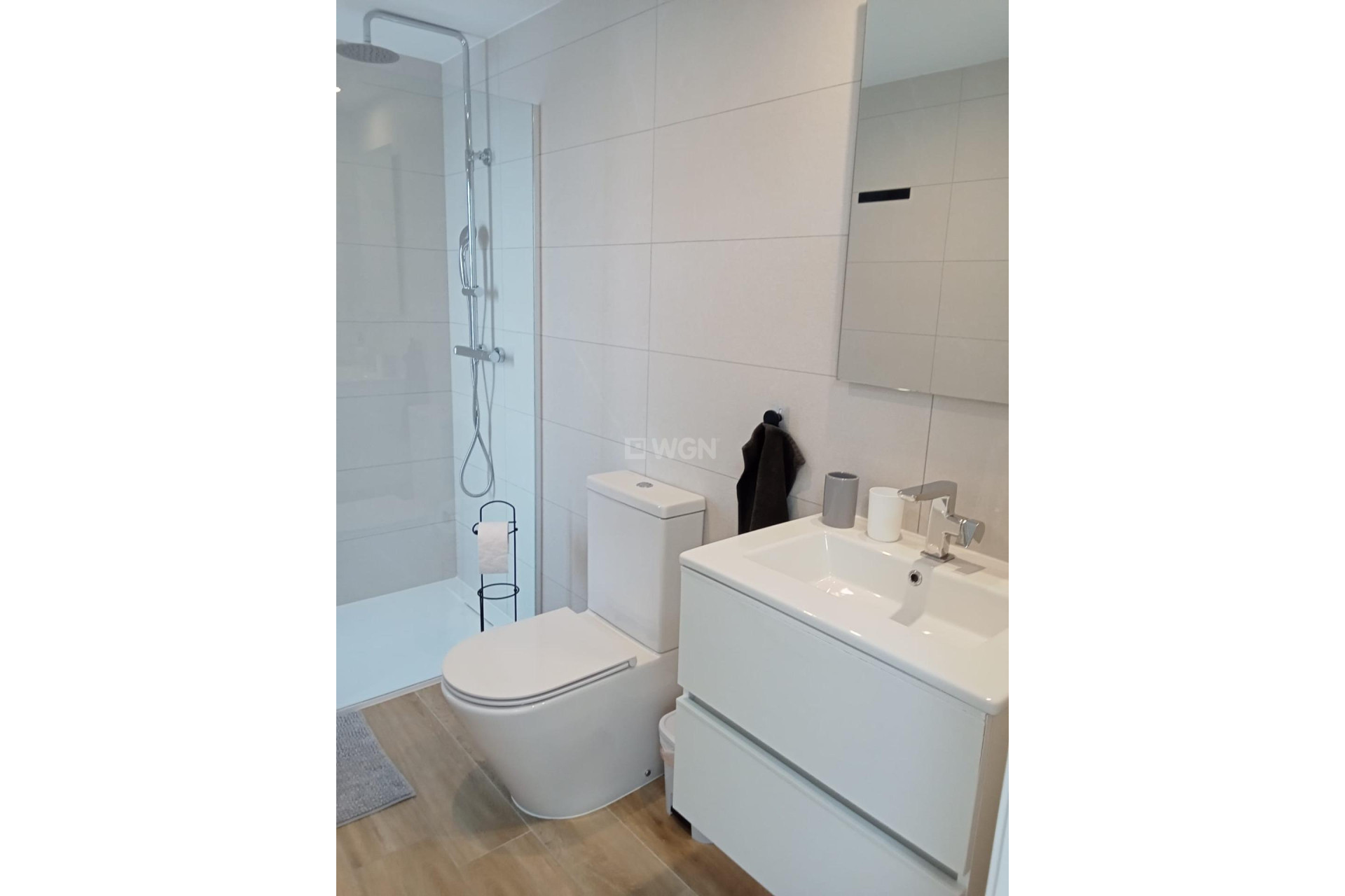 Odsprzedaż - Mieszkanie w bloku - Torrevieja - Punta Prima