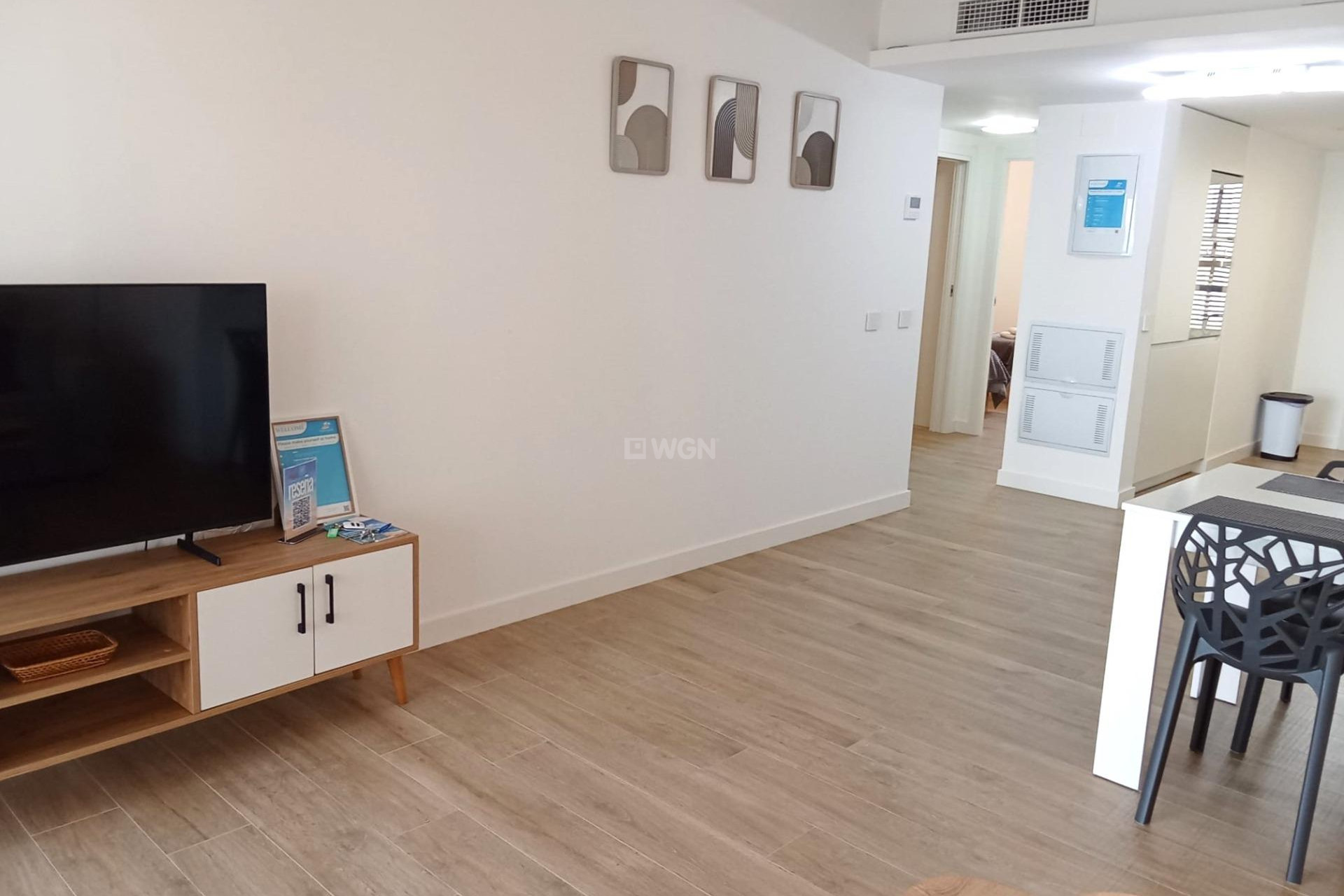 Odsprzedaż - Mieszkanie w bloku - Torrevieja - Punta Prima