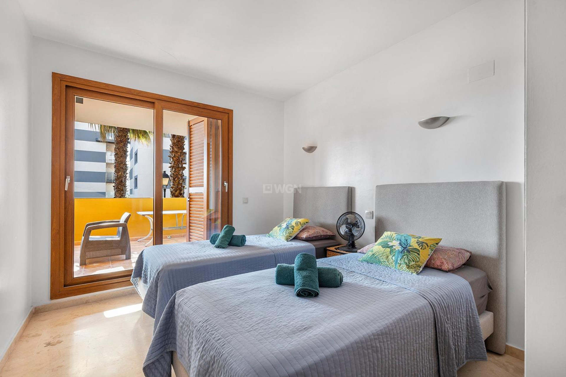 Odsprzedaż - Mieszkanie w bloku - Torrevieja - Punta Prima
