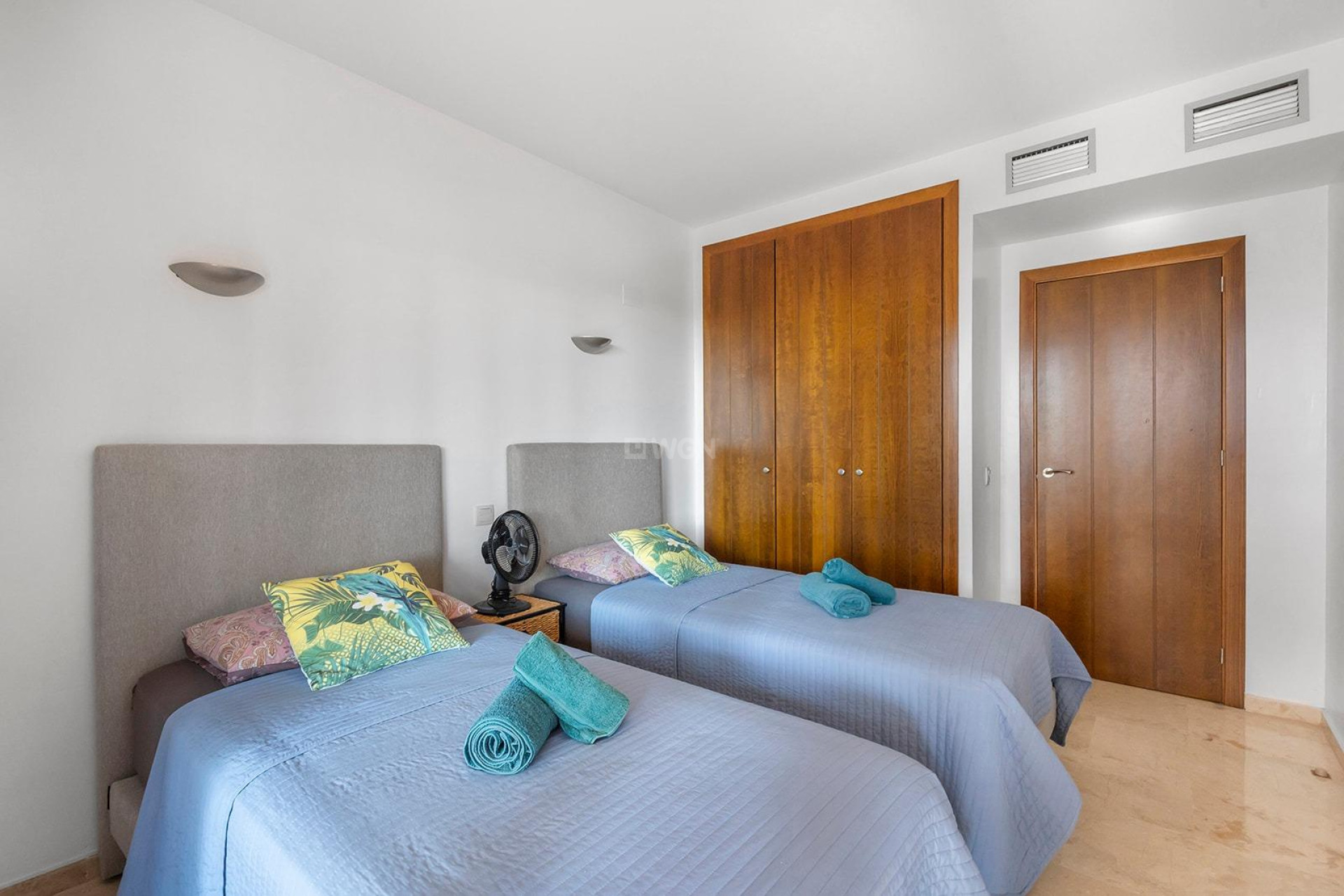 Odsprzedaż - Mieszkanie w bloku - Torrevieja - Punta Prima