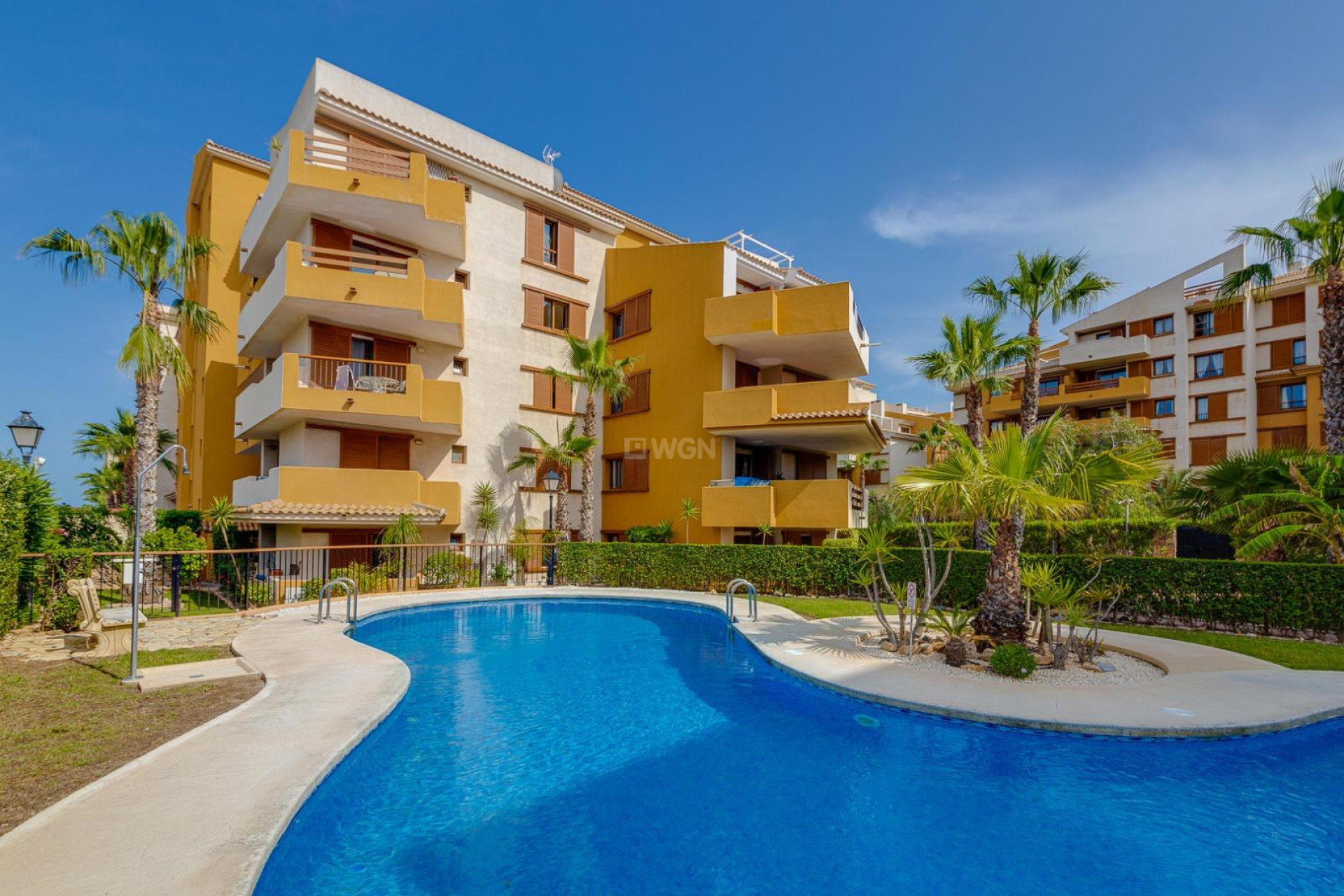 Odsprzedaż - Mieszkanie w bloku - Torrevieja - Punta Prima