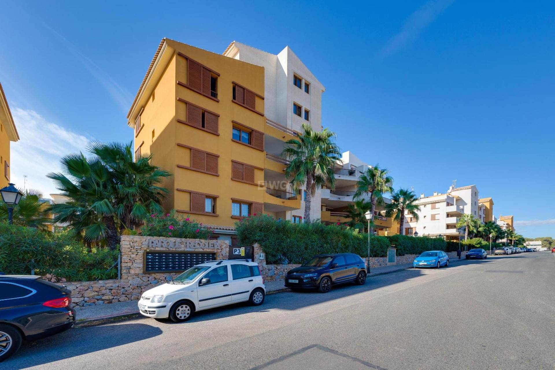 Odsprzedaż - Mieszkanie w bloku - Torrevieja - Punta Prima