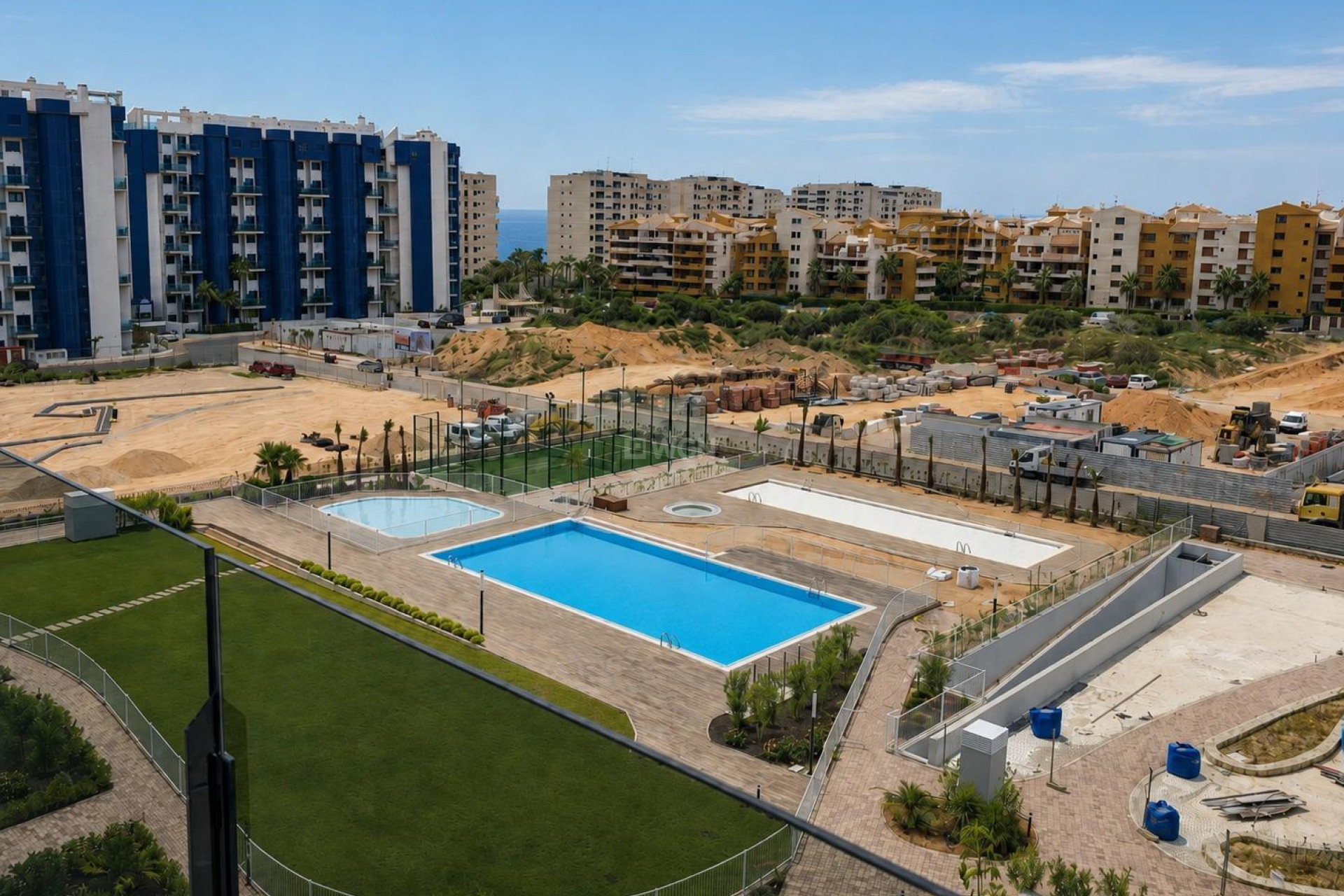 Odsprzedaż - Mieszkanie w bloku - Torrevieja - Punta Prima