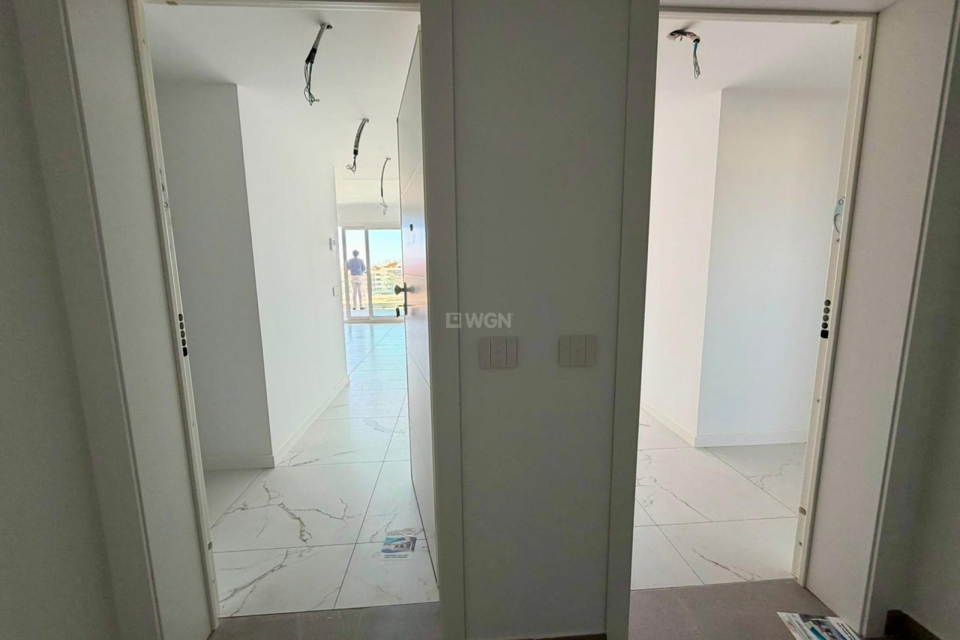 Odsprzedaż - Mieszkanie w bloku - Torrevieja - Punta Prima