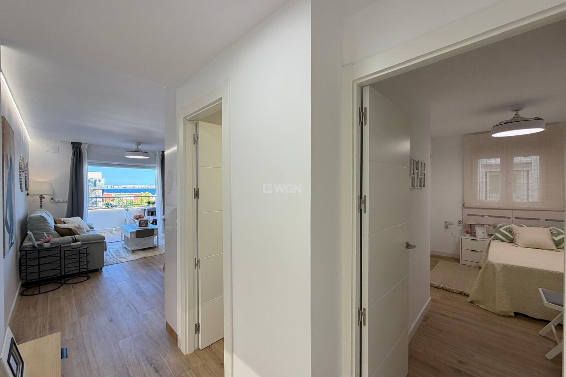 Odsprzedaż - Mieszkanie w bloku - Torrevieja - Punta Prima