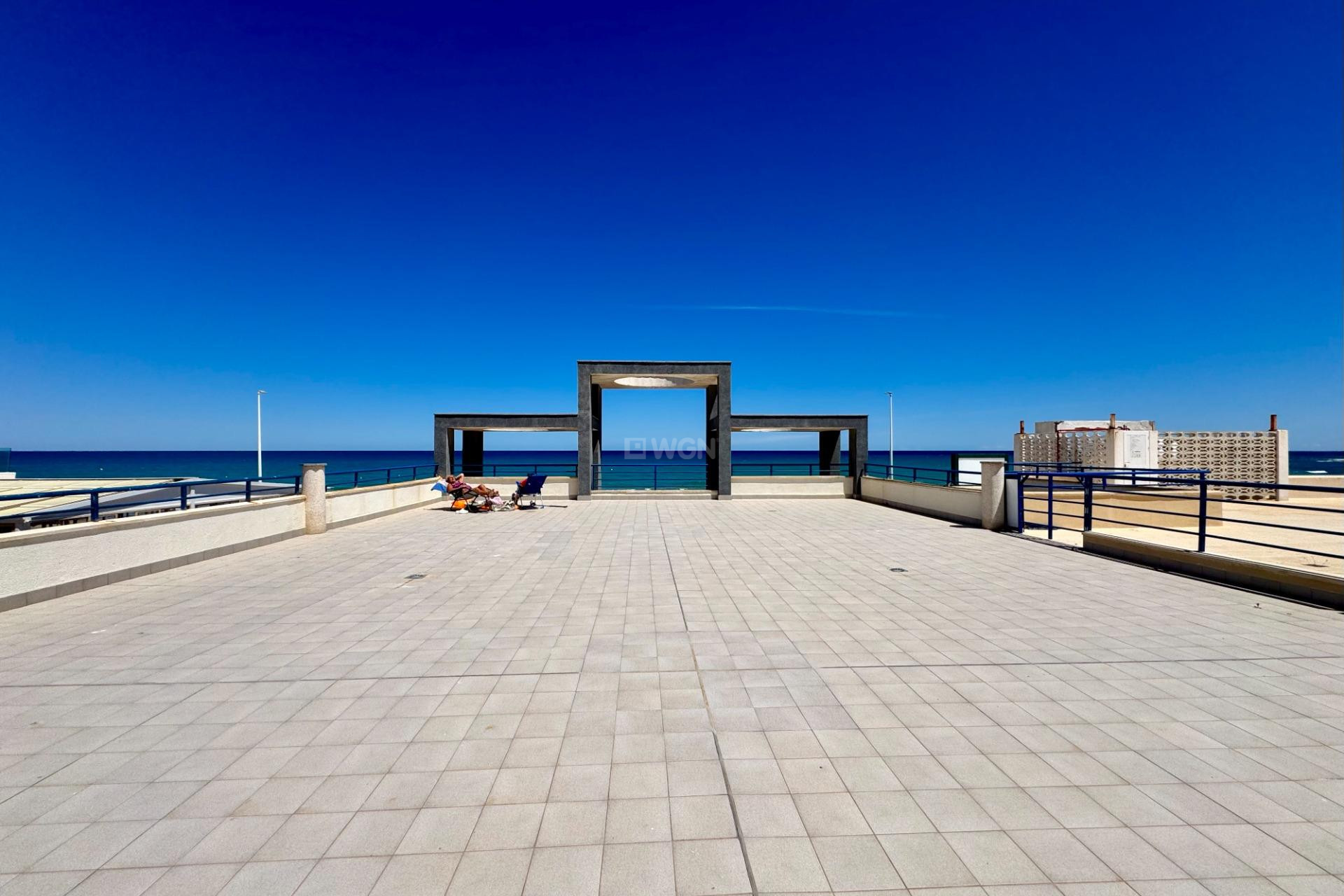 Odsprzedaż - Mieszkanie w bloku - Torrevieja - Torre La Mata