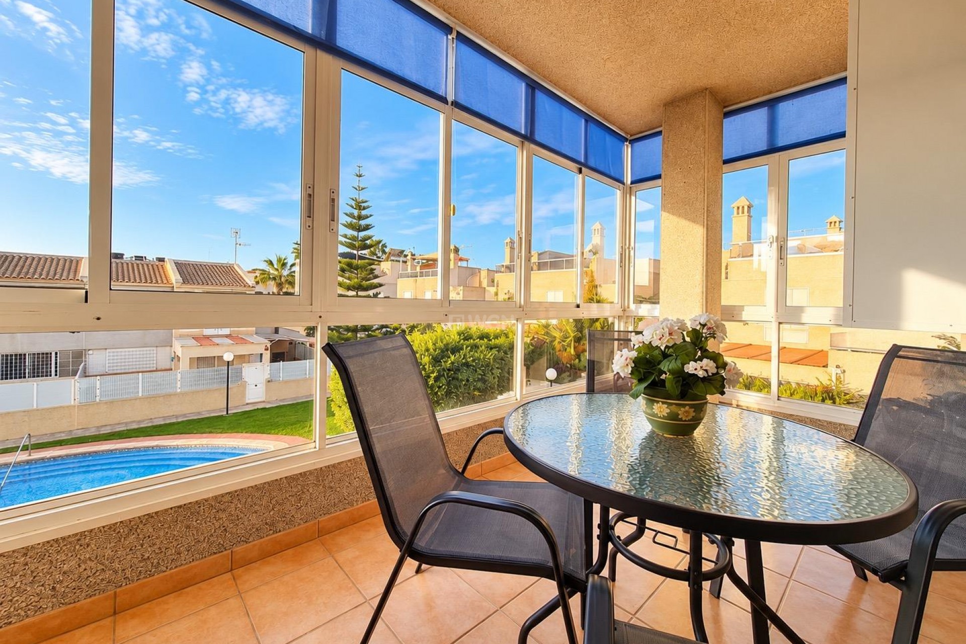 Odsprzedaż - Mieszkanie w bloku - Torrevieja - Torreblanca