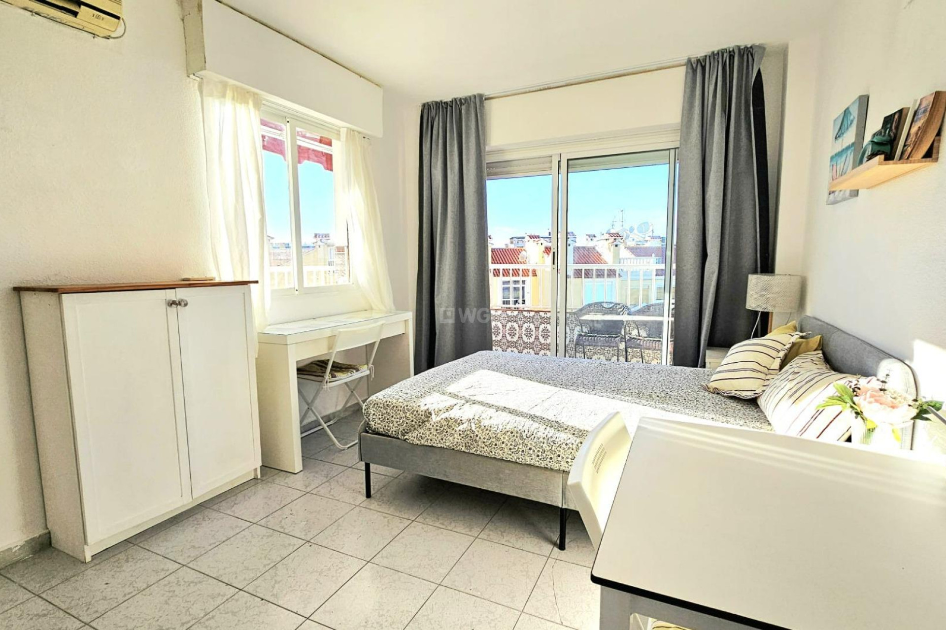 Odsprzedaż - Mieszkanie w bloku - Torrevieja - Torreblanca