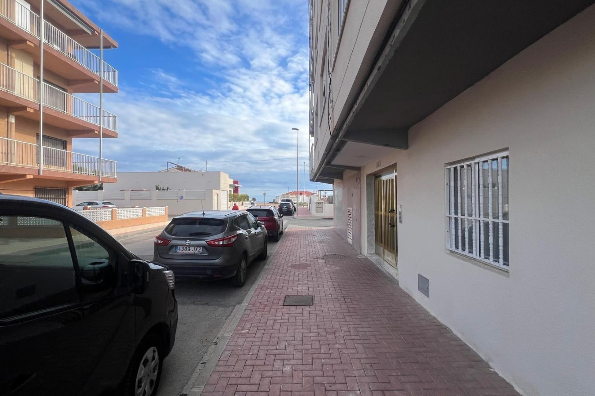 Odsprzedaż - Mieszkanie w bloku - Torrevieja - Zona Los Frutales