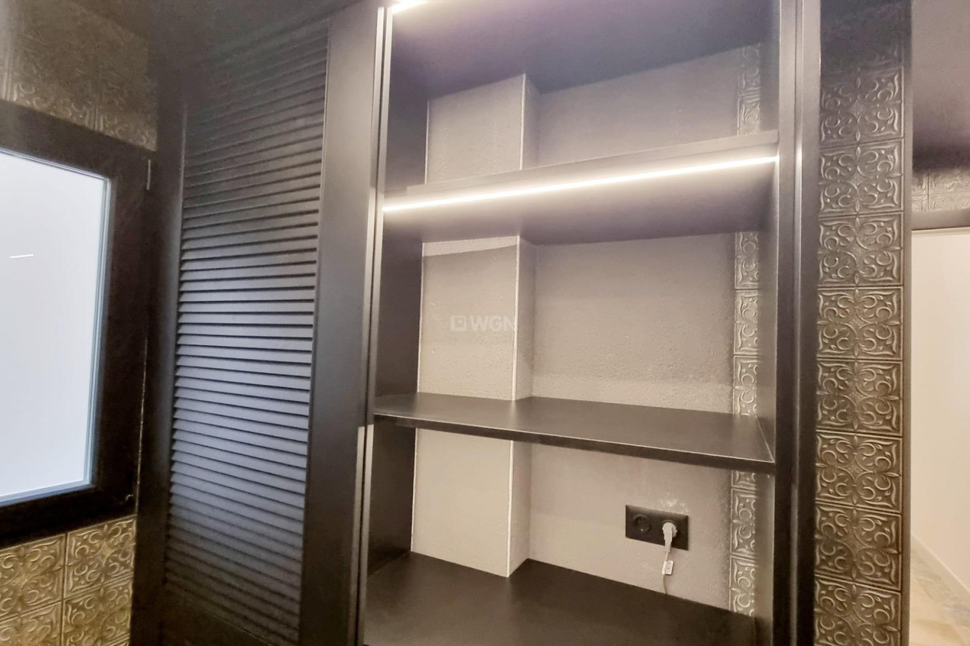 Odsprzedaż - Mieszkanie w bloku - Torrevieja