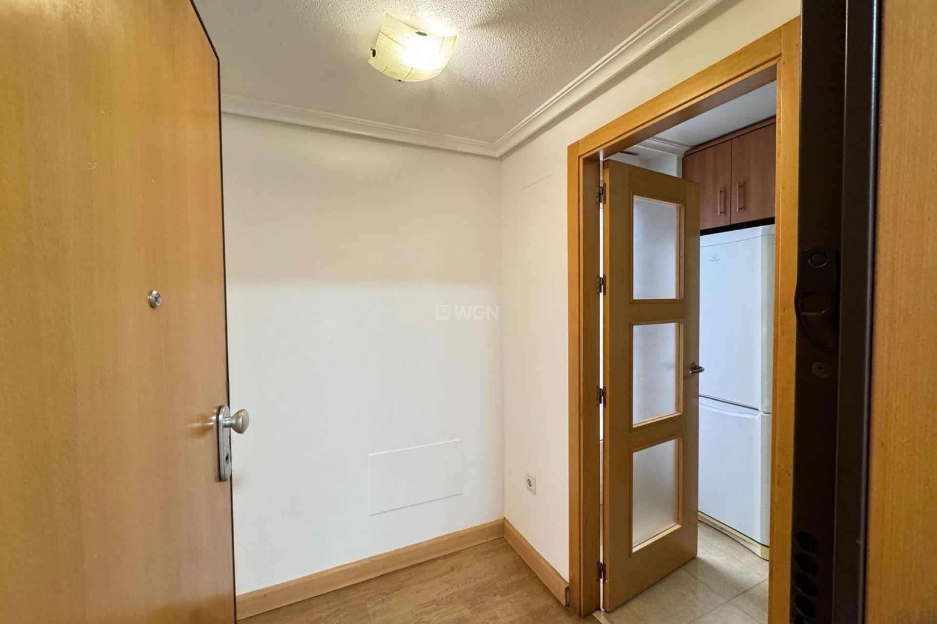 Odsprzedaż - Mieszkanie w bloku - Torrevieja