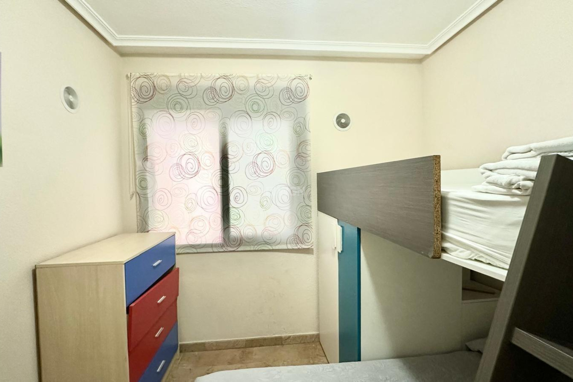 Odsprzedaż - Mieszkanie w bloku - Torrevieja