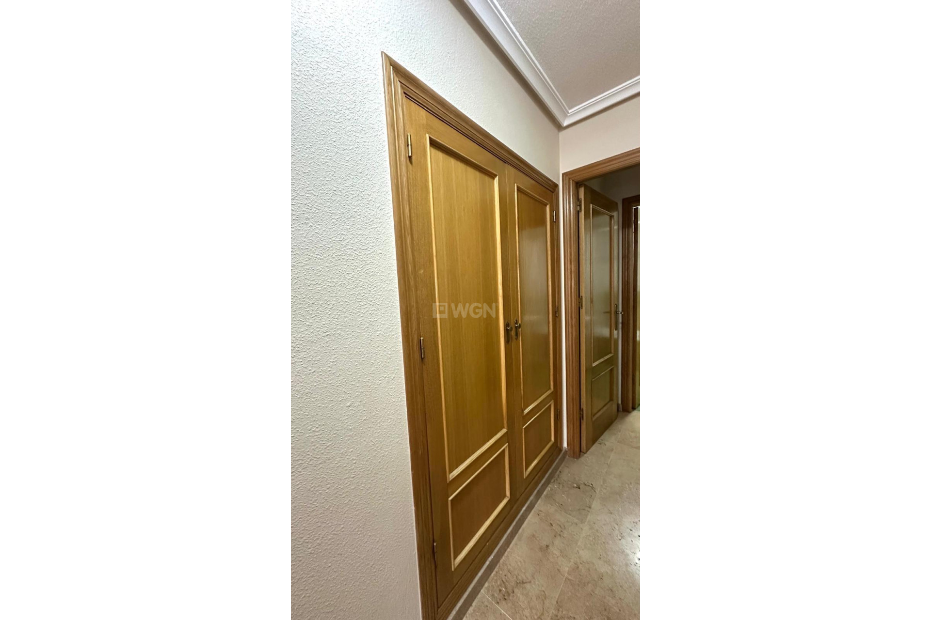 Odsprzedaż - Mieszkanie w bloku - Torrevieja