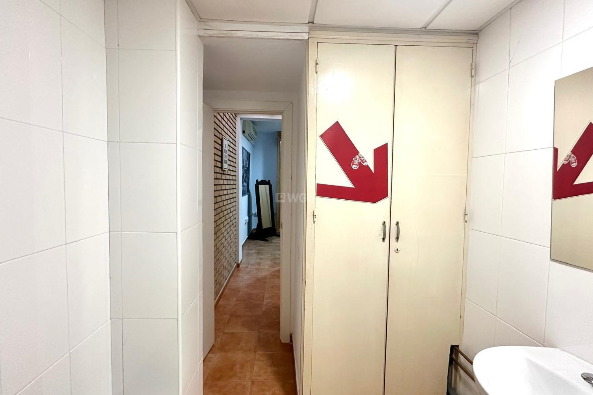 Odsprzedaż - Mieszkanie w bloku - Torrevieja