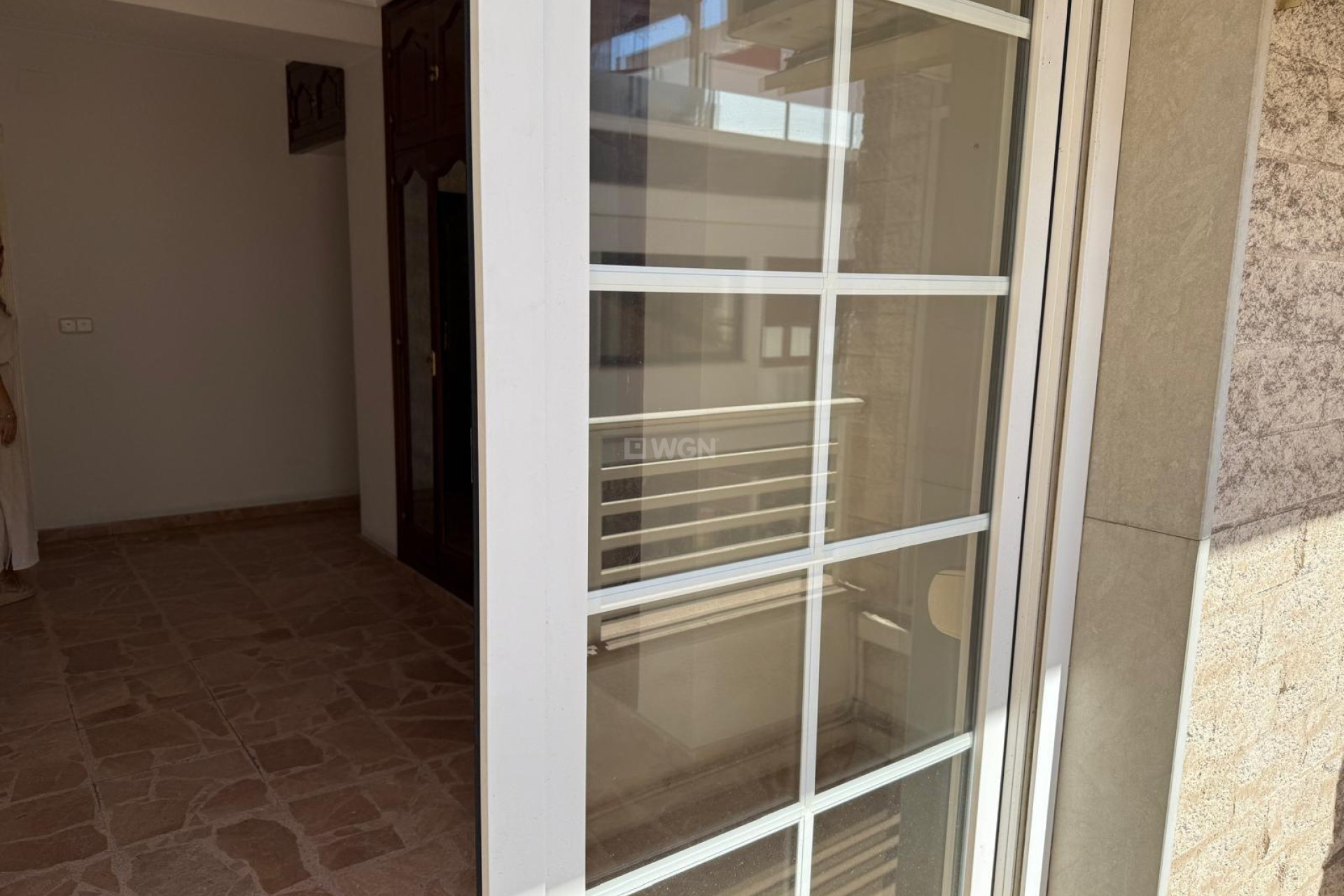 Odsprzedaż - Mieszkanie w bloku - Torrevieja