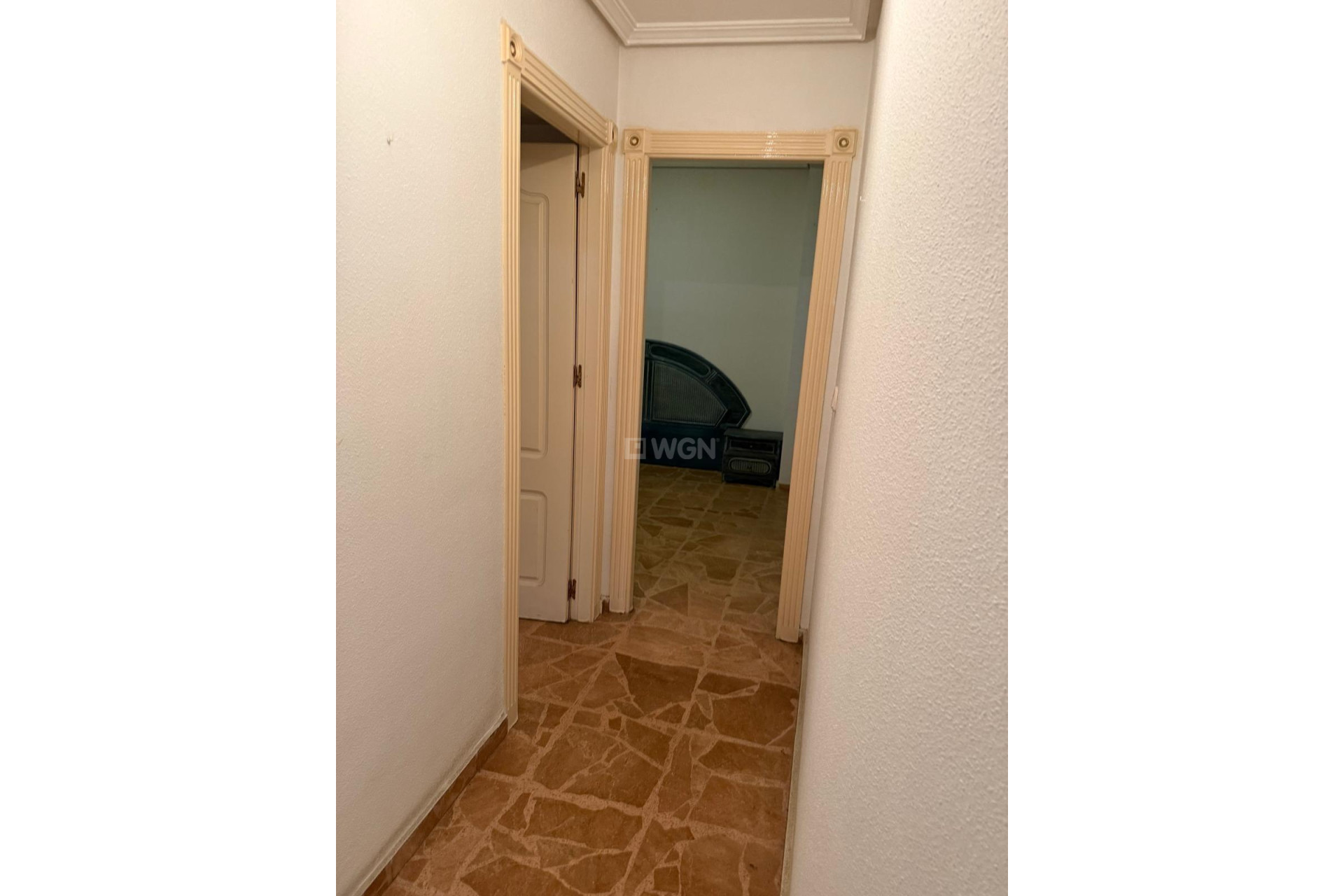 Odsprzedaż - Mieszkanie w bloku - Torrevieja