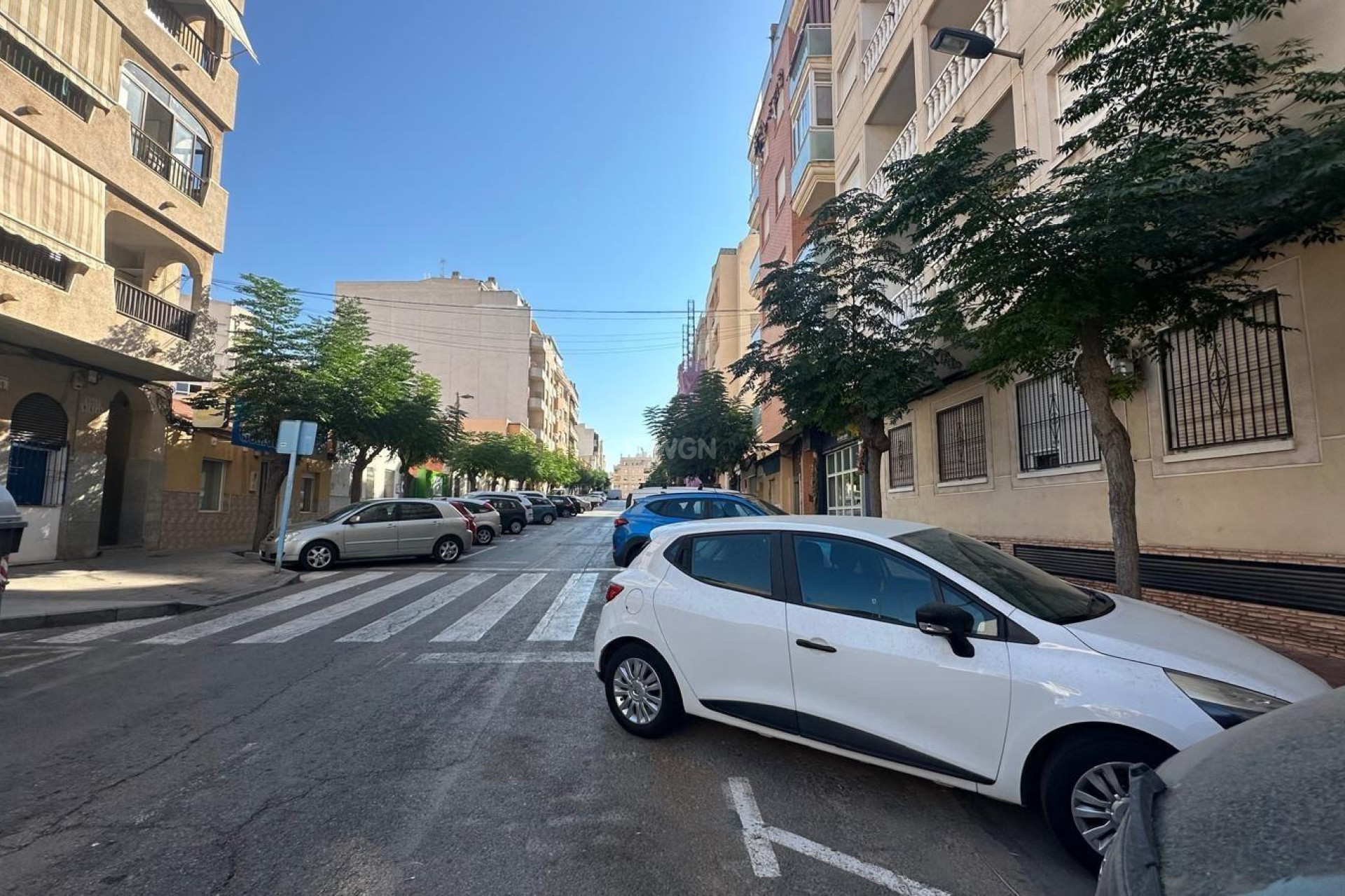 Odsprzedaż - Mieszkanie w bloku - Torrevieja