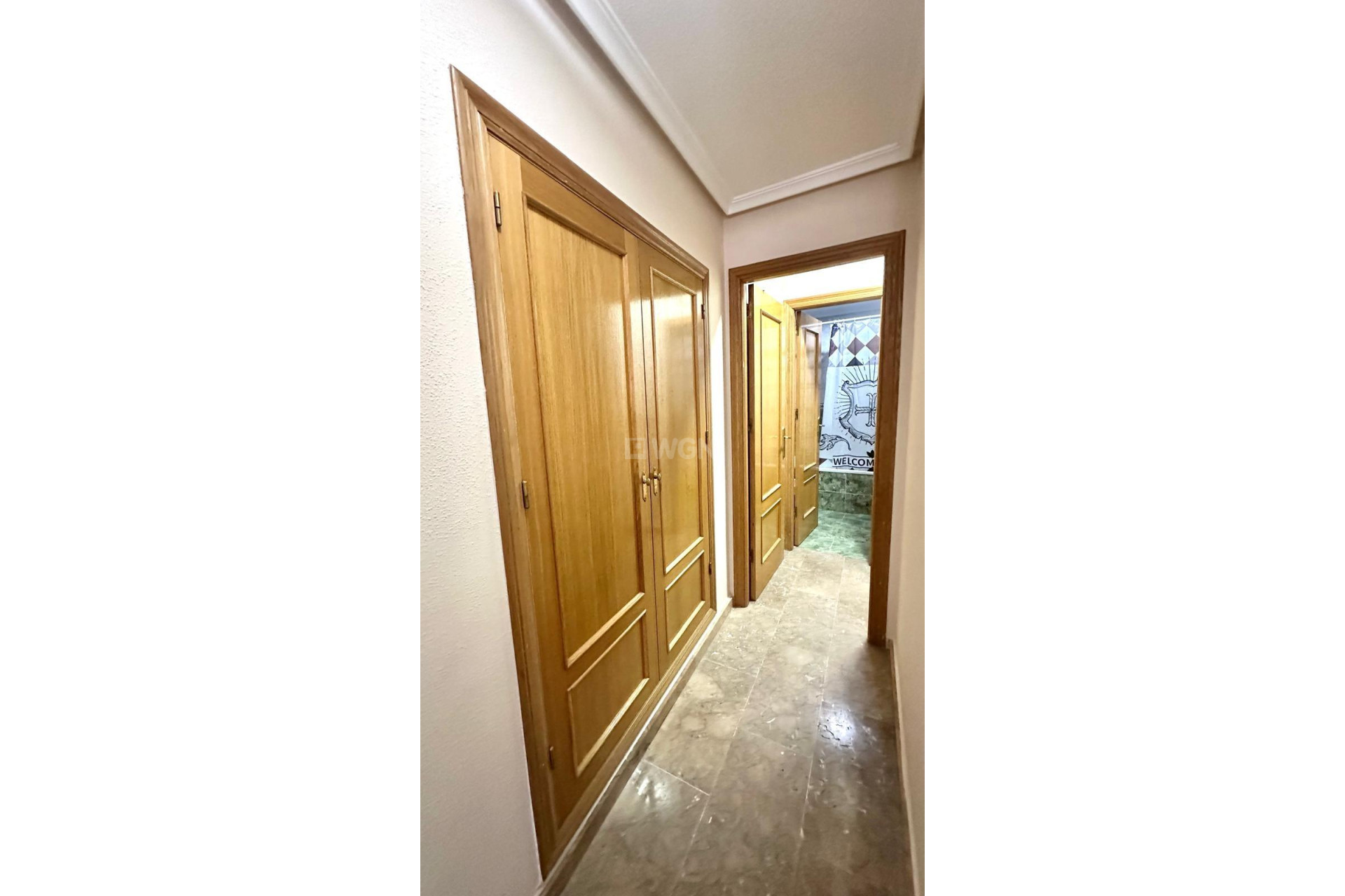 Odsprzedaż - Mieszkanie w bloku - Torrevieja