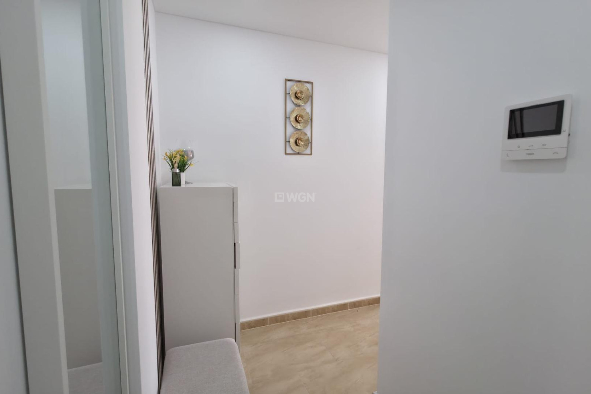Odsprzedaż - Mieszkanie w bloku - Torrevieja