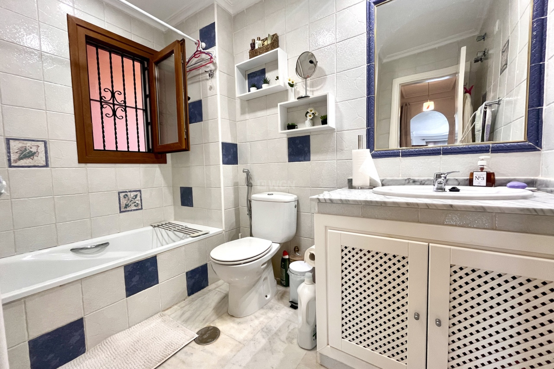 Odsprzedaż - Mieszkanie w bloku - Villamartin - Costa Blanca