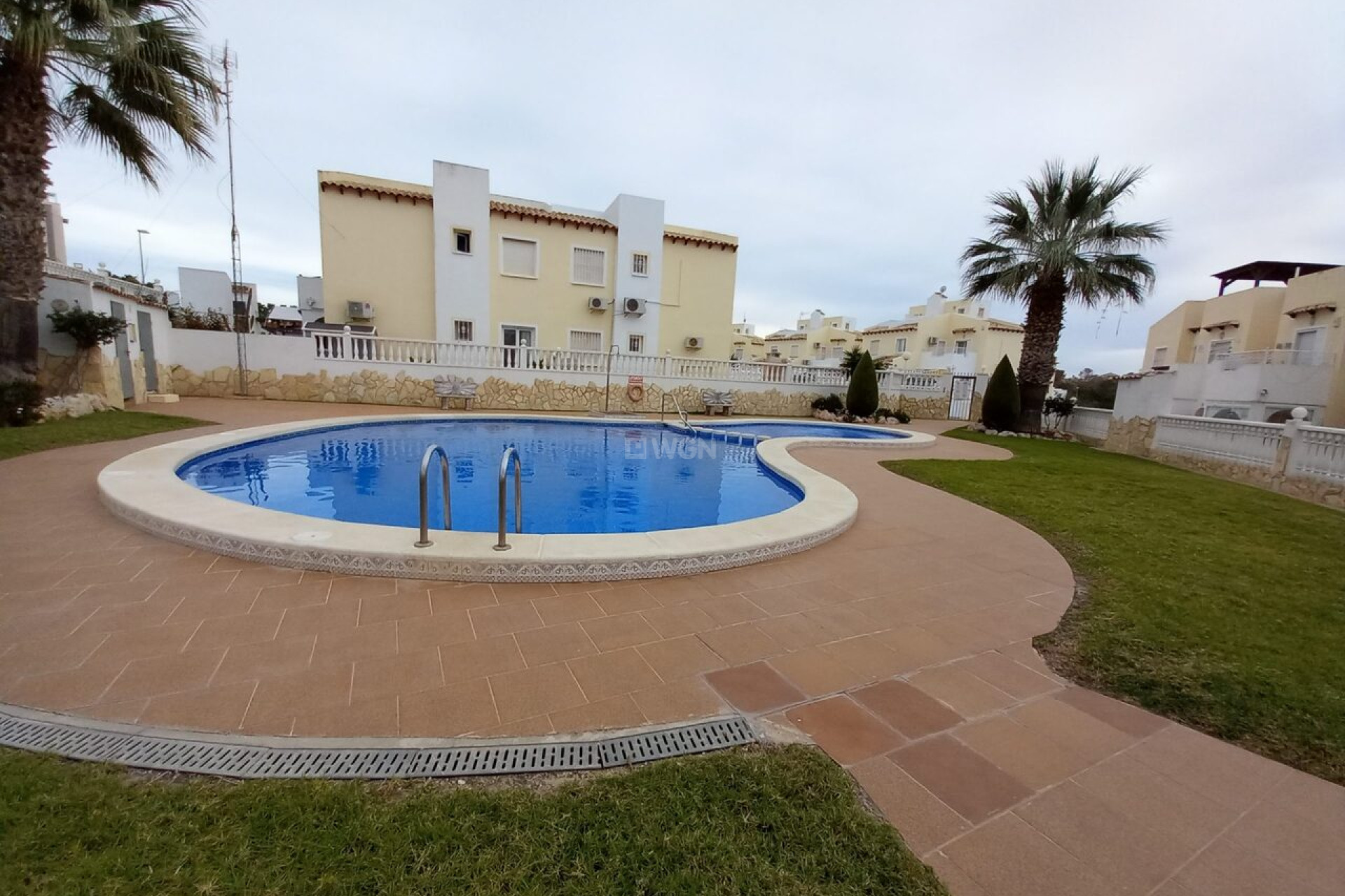 Odsprzedaż - Mieszkanie w bloku - Villamartin - Costa Blanca