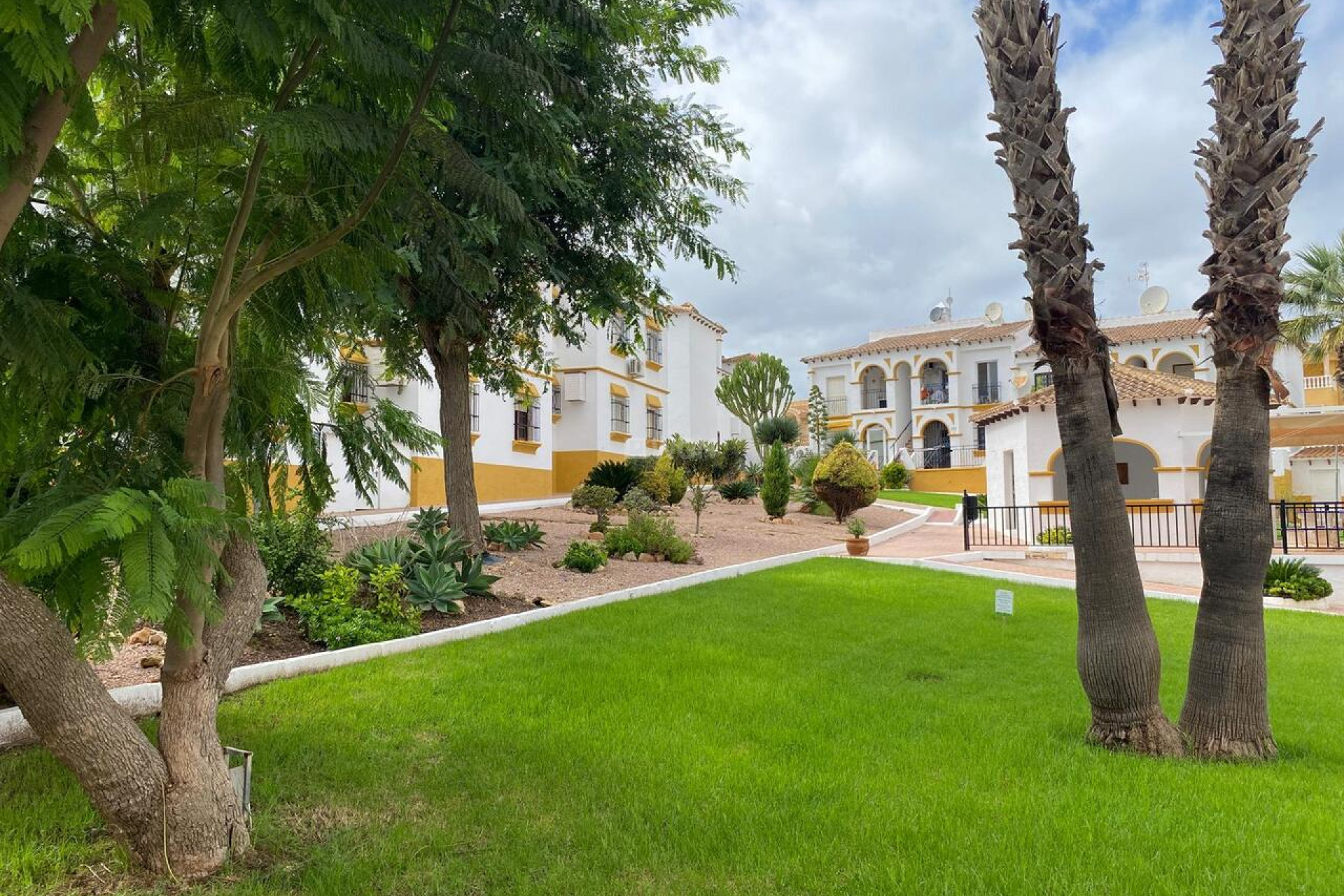 Odsprzedaż - Mieszkanie w bloku - Villamartin - Costa Blanca