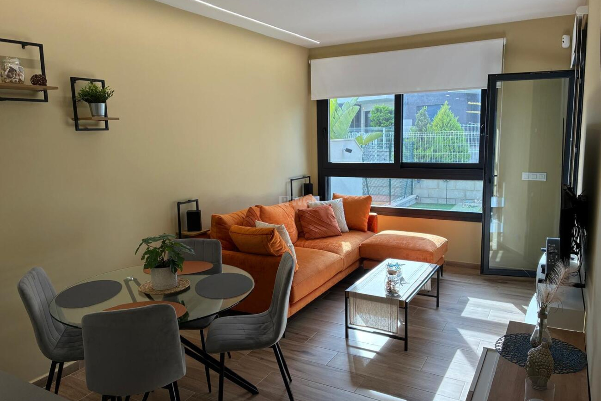 Odsprzedaż - Mieszkanie w bloku - Villamartin - Costa Blanca