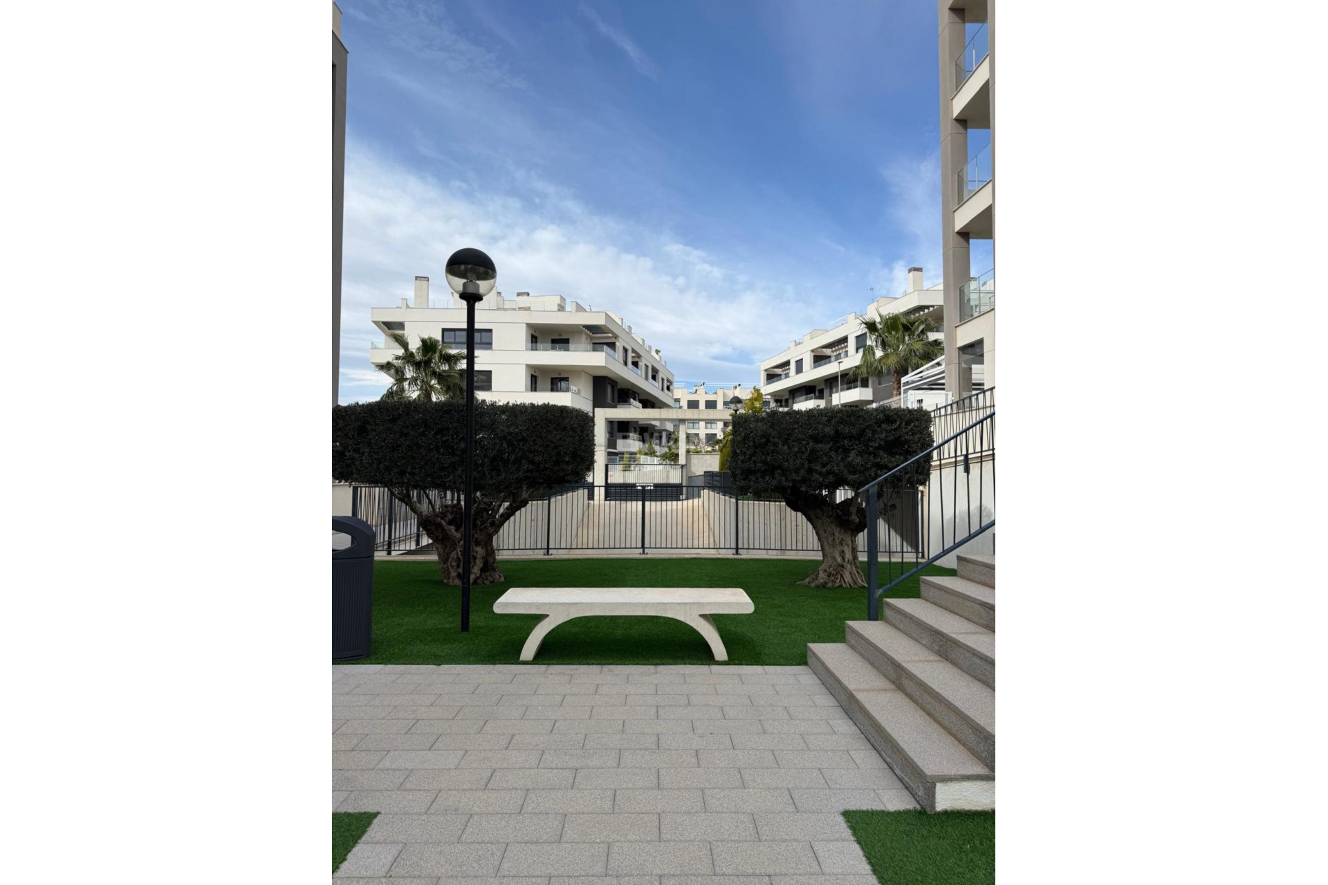 Odsprzedaż - Mieszkanie w bloku - Villamartin - Costa Blanca