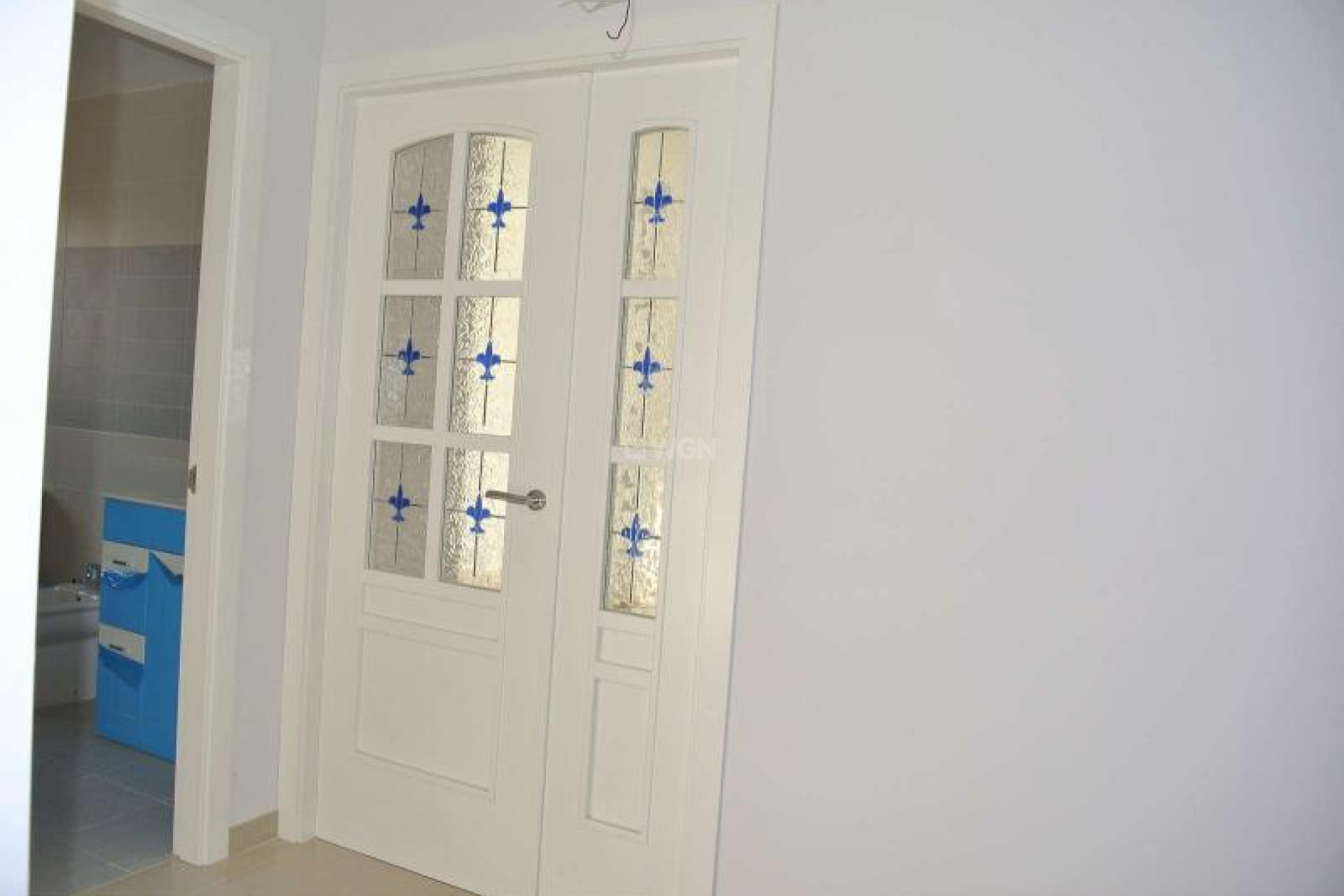 Odsprzedaż - Mieszkanie w bloku - Villena - Inland