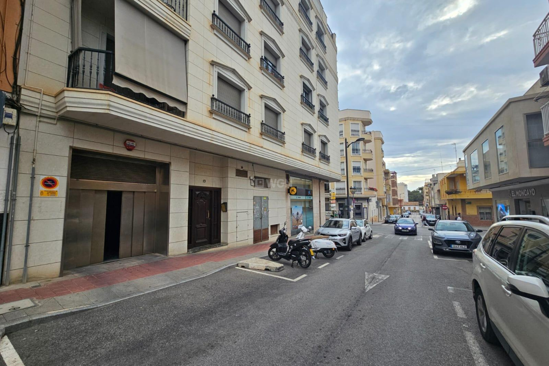 Odsprzedaż - Parking - Guardamar del Segura - Pueblo