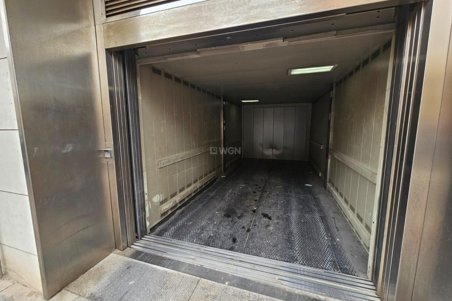 Odsprzedaż - Parking - Guardamar del Segura - Pueblo