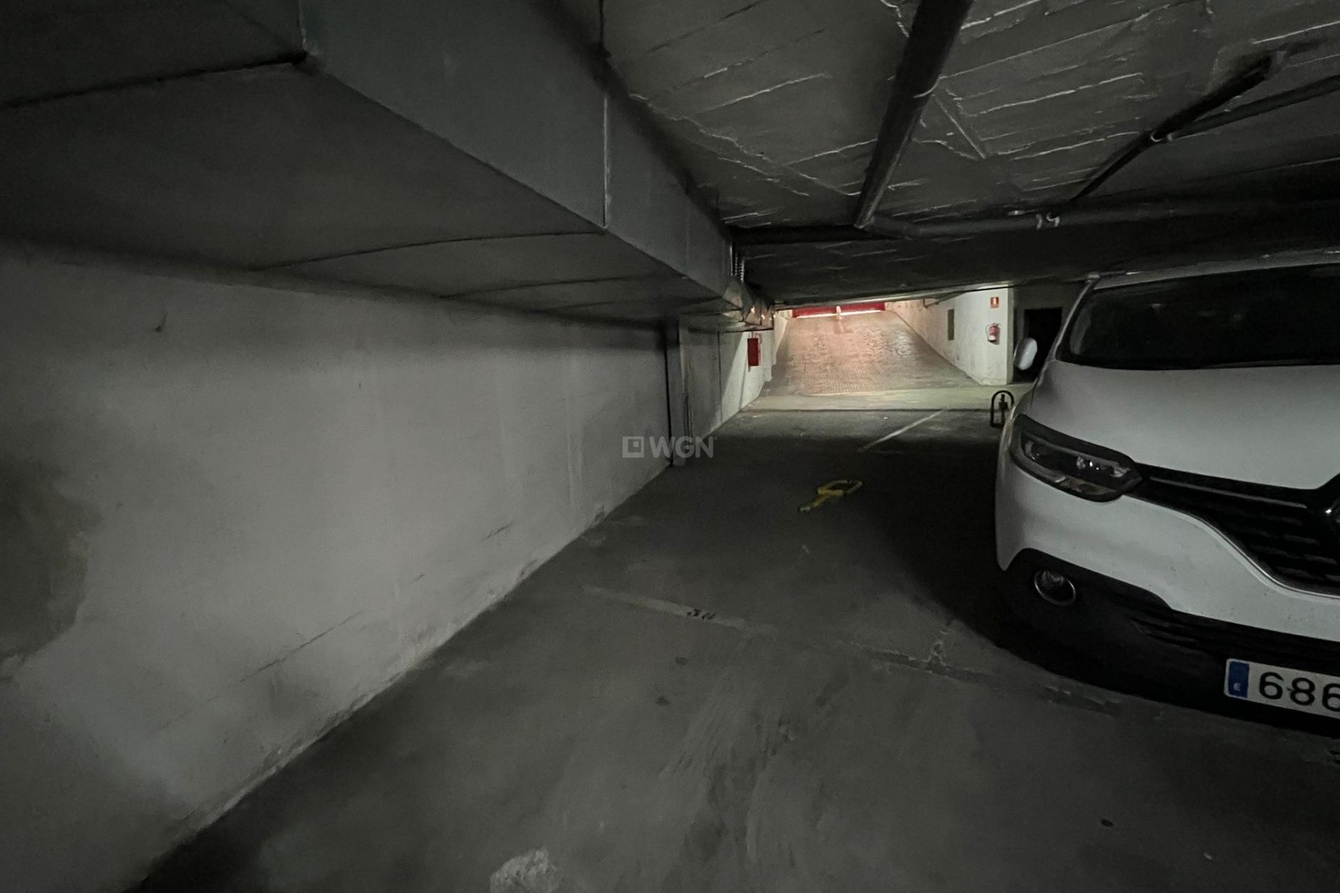 Odsprzedaż - Parking - Torrevieja - Centro