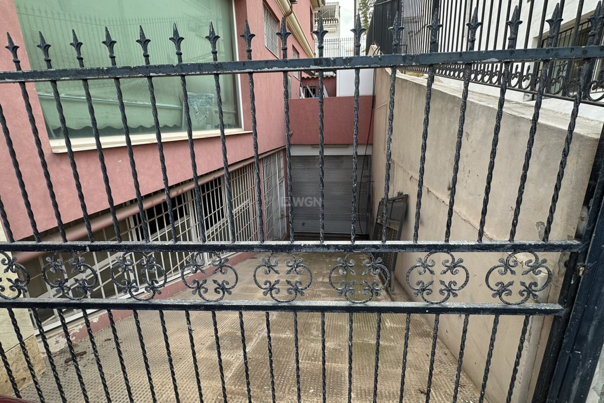 Odsprzedaż - Reklama w telewizji - San Miguel de Salinas - Inland