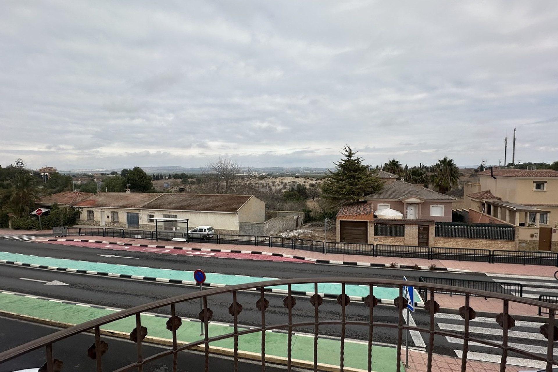 Odsprzedaż - Reklama w telewizji - San Miguel de Salinas - Inland