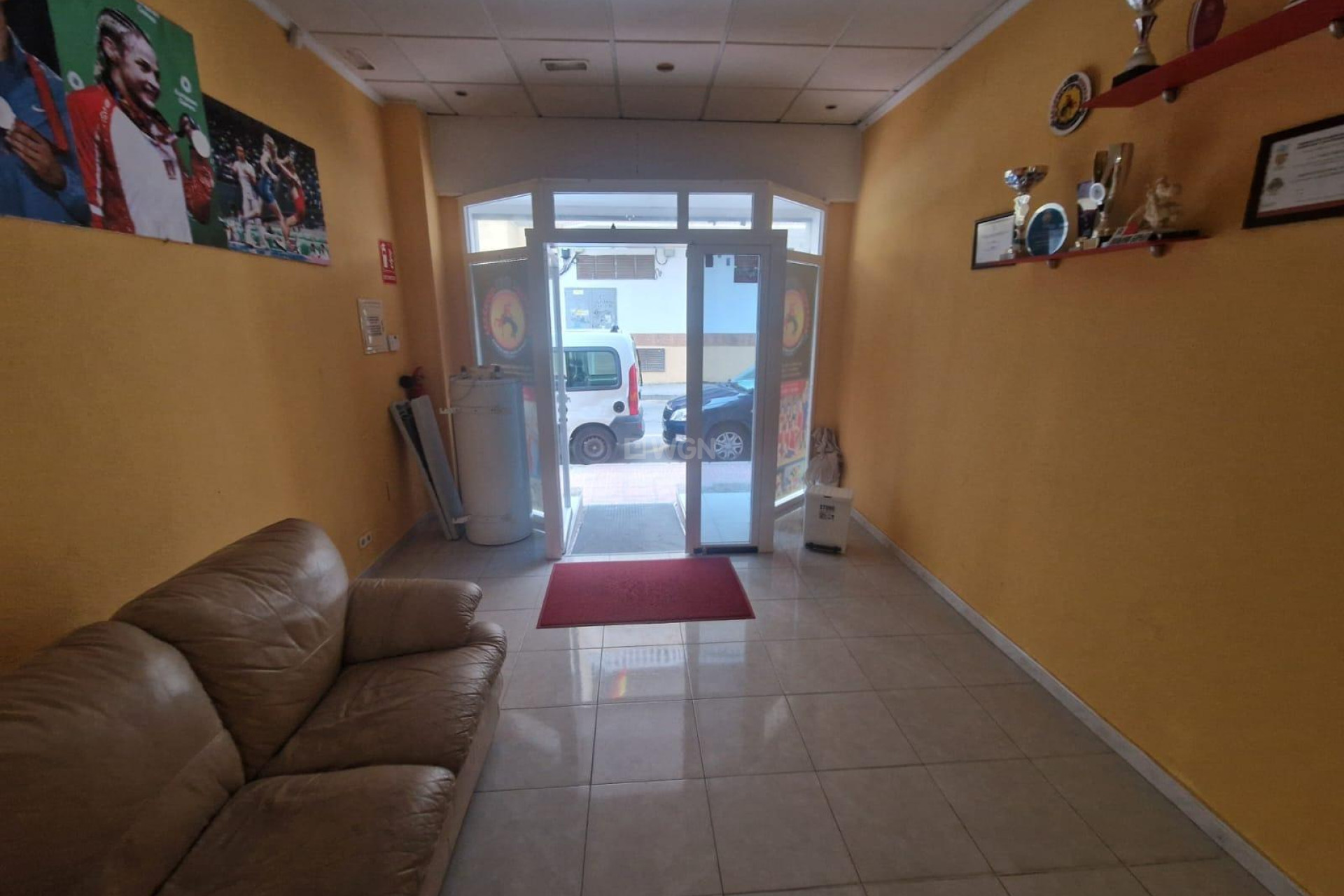 Odsprzedaż - Reklama w telewizji - Torrevieja - Estacion De Autobuses