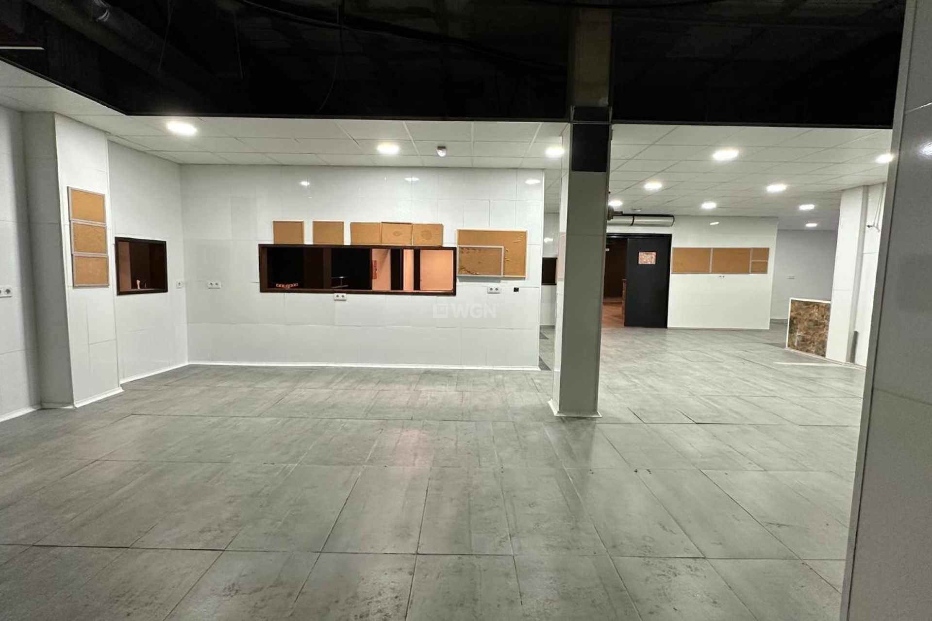 Odsprzedaż - Reklama w telewizji - Torrevieja - Paseo Maritimo