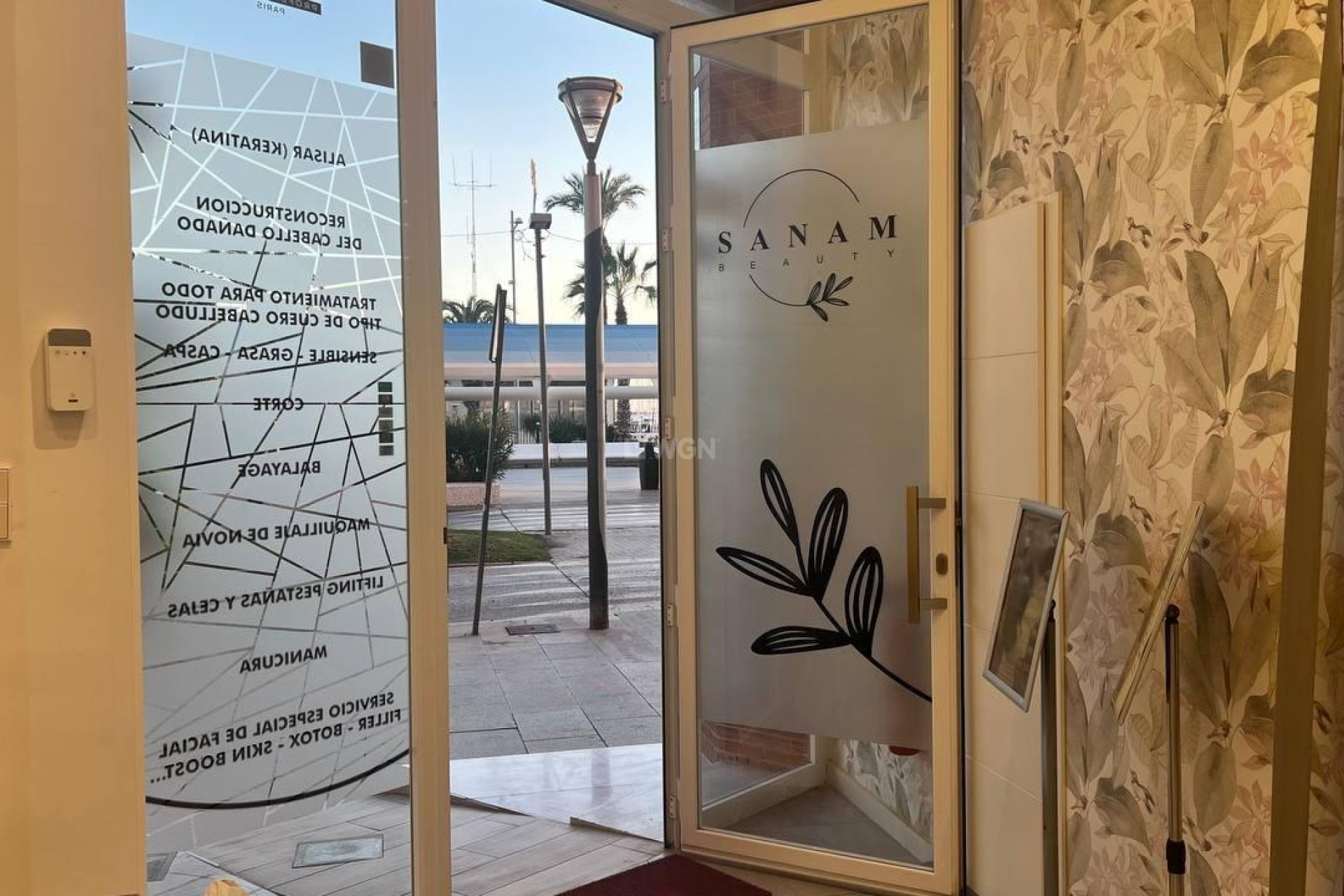 Odsprzedaż - Reklama w telewizji - Torrevieja - Puerto Deportivo