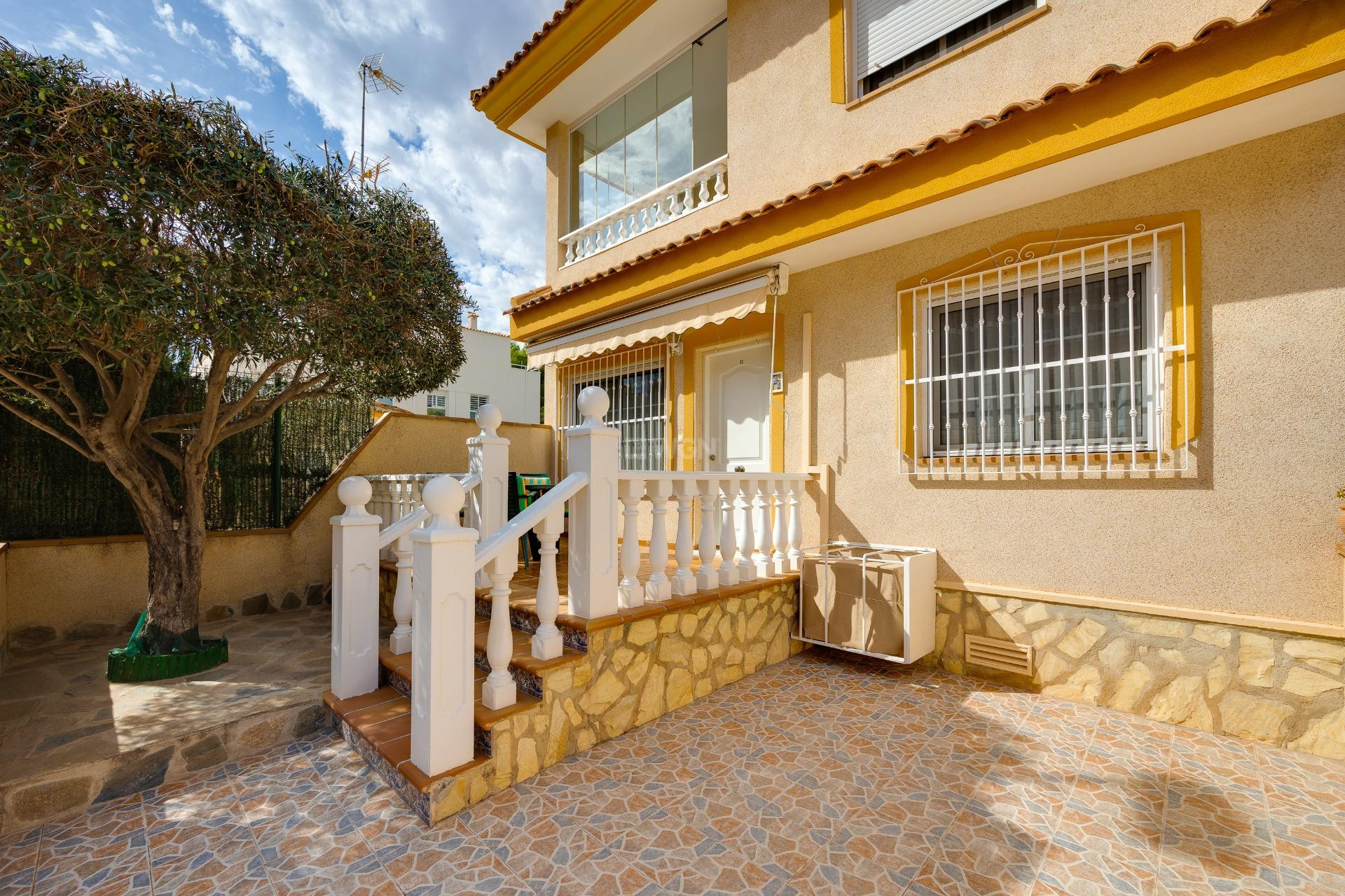 Odsprzedaż - Semi Detached - Orihuela Costa - Villamartín