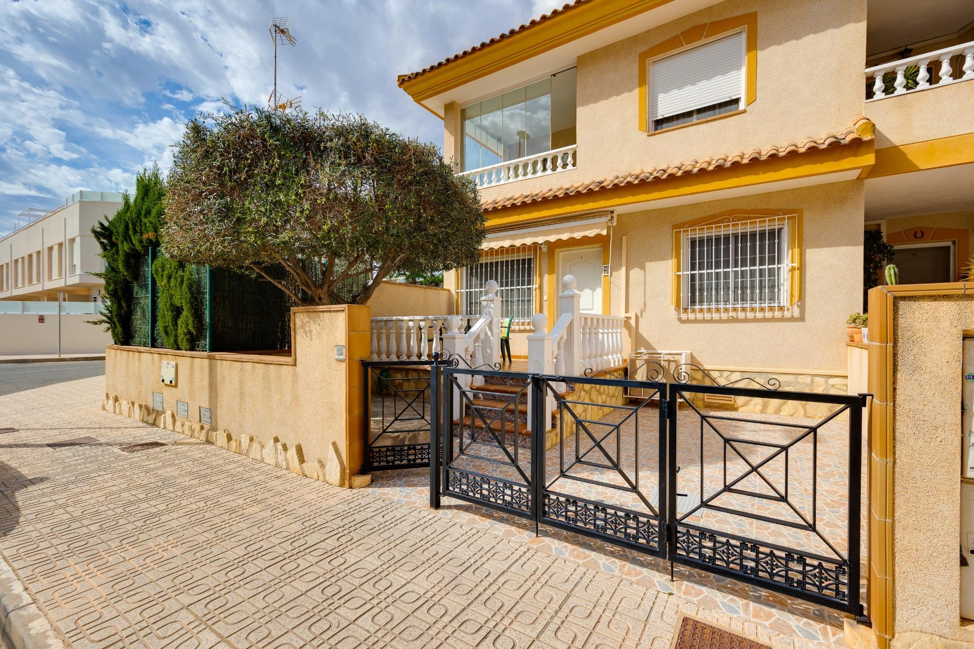 Odsprzedaż - Semi Detached - Orihuela Costa - Villamartín