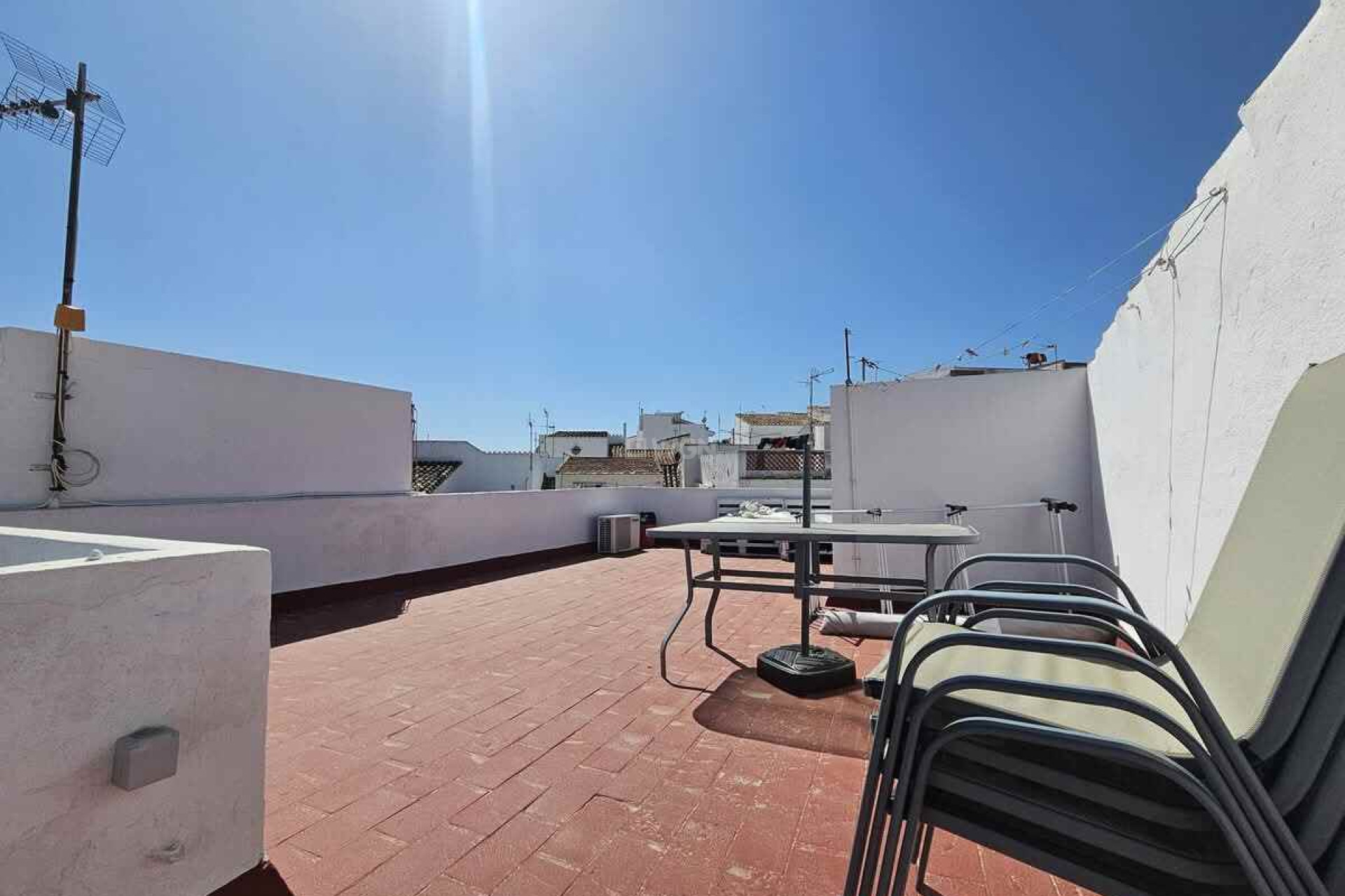 Odsprzedaż - Semi Detached Penthouse - Manilva - Estepona