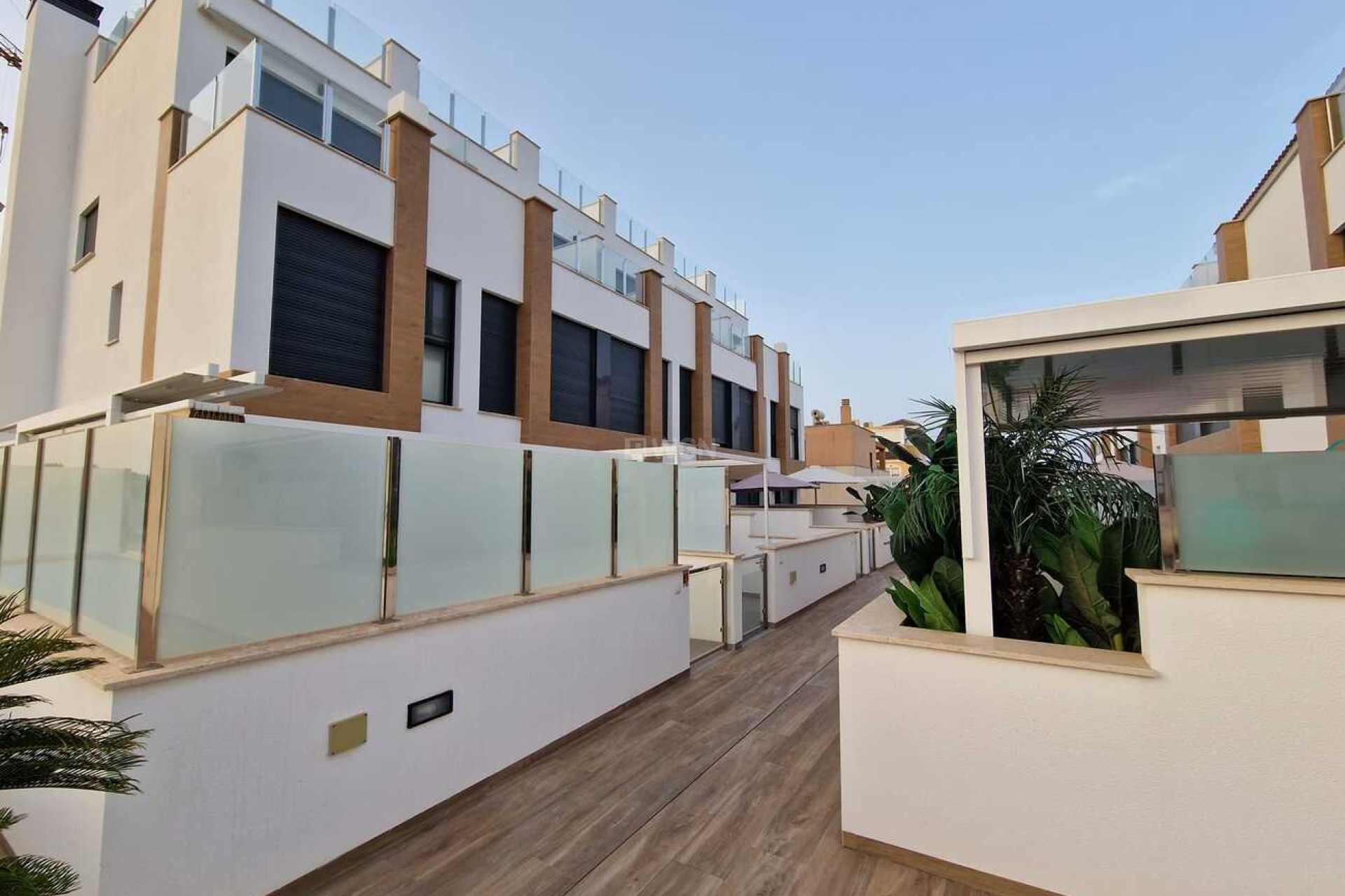 Odsprzedaż - Town House Penthouse - Guardamar del Segura - ELS SECONS