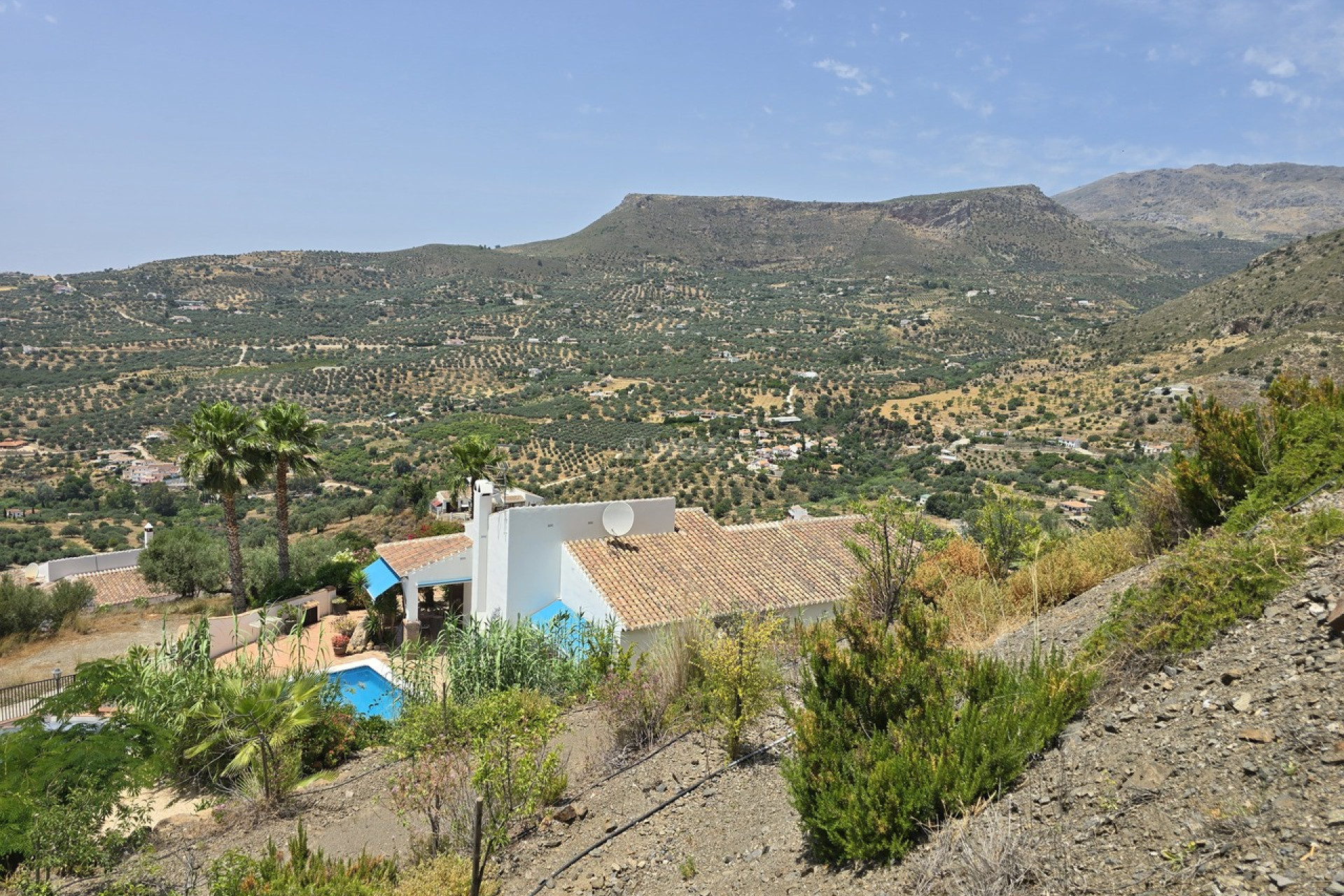 Odsprzedaż - Villa - Alcaucín - Inland