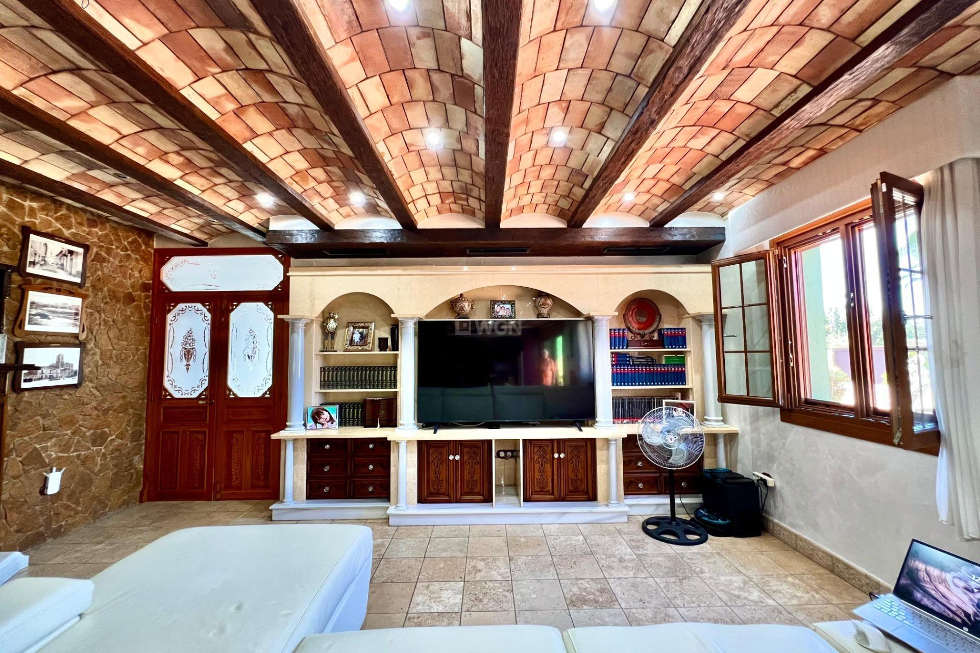 Odsprzedaż - Villa - Almoradí - Comunidad Valenciana
