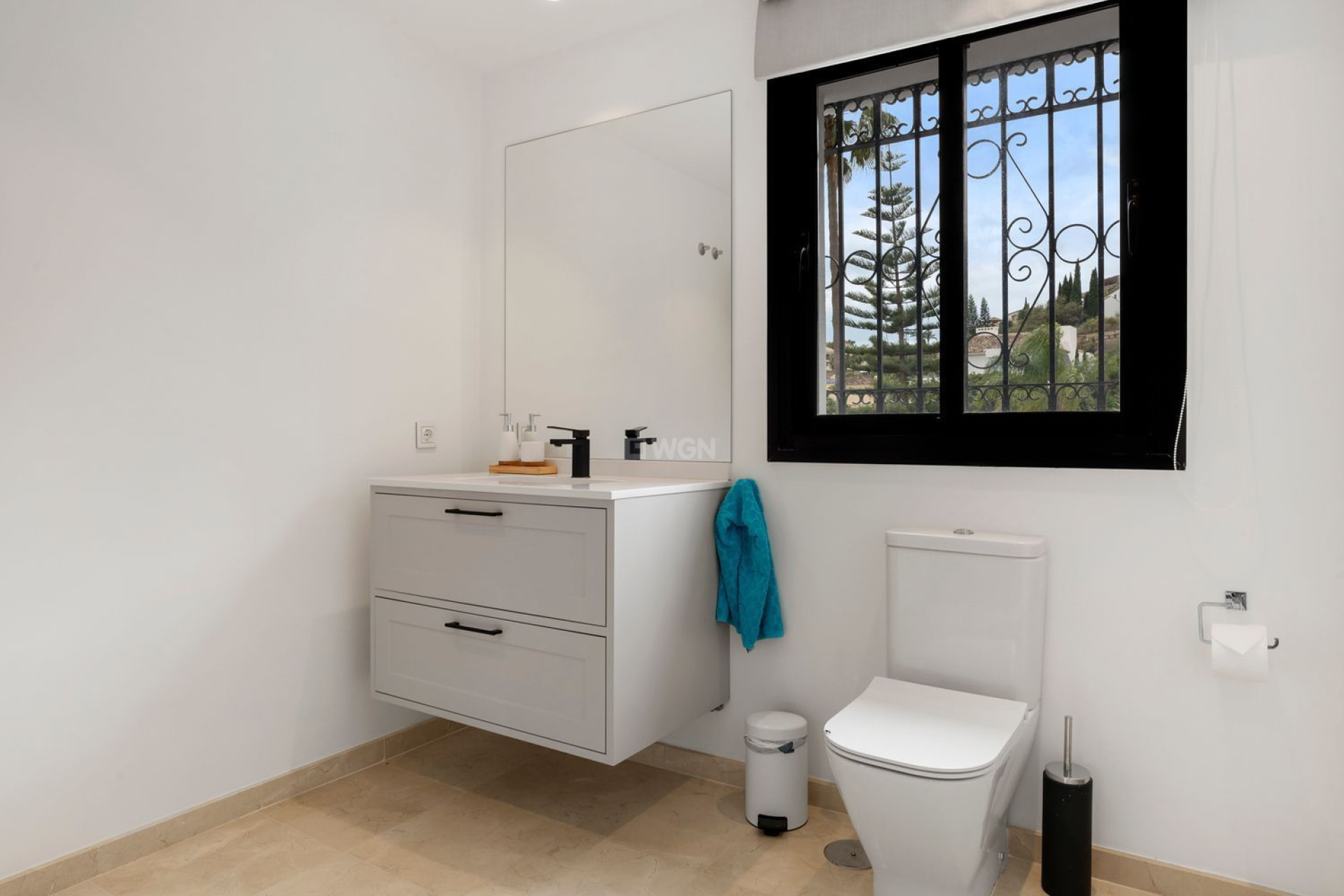 Odsprzedaż - Villa - Benahavís - Cortés