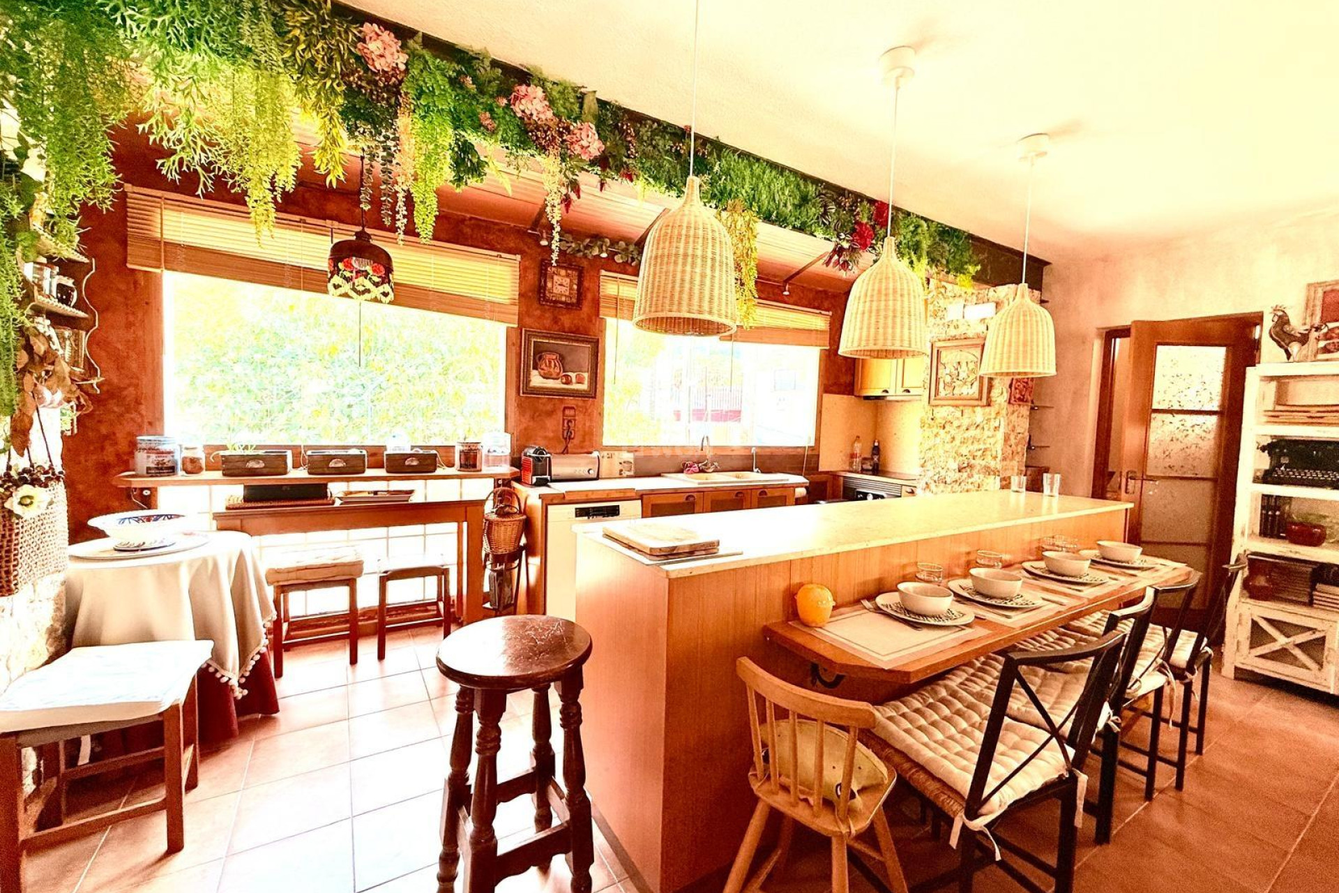 Odsprzedaż - Villa - Benferri