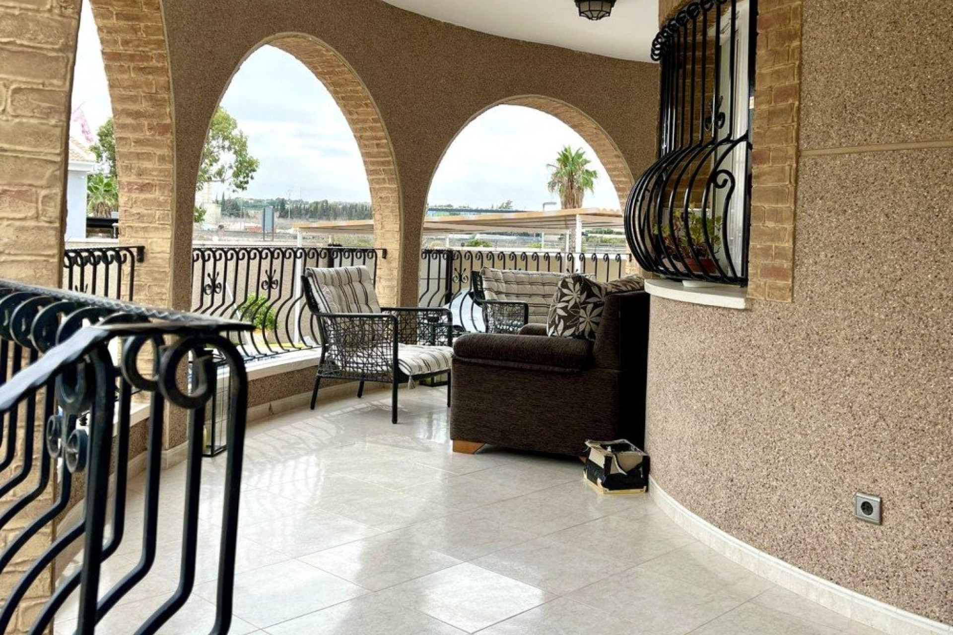Odsprzedaż - Villa - Benijofar - Costa Blanca
