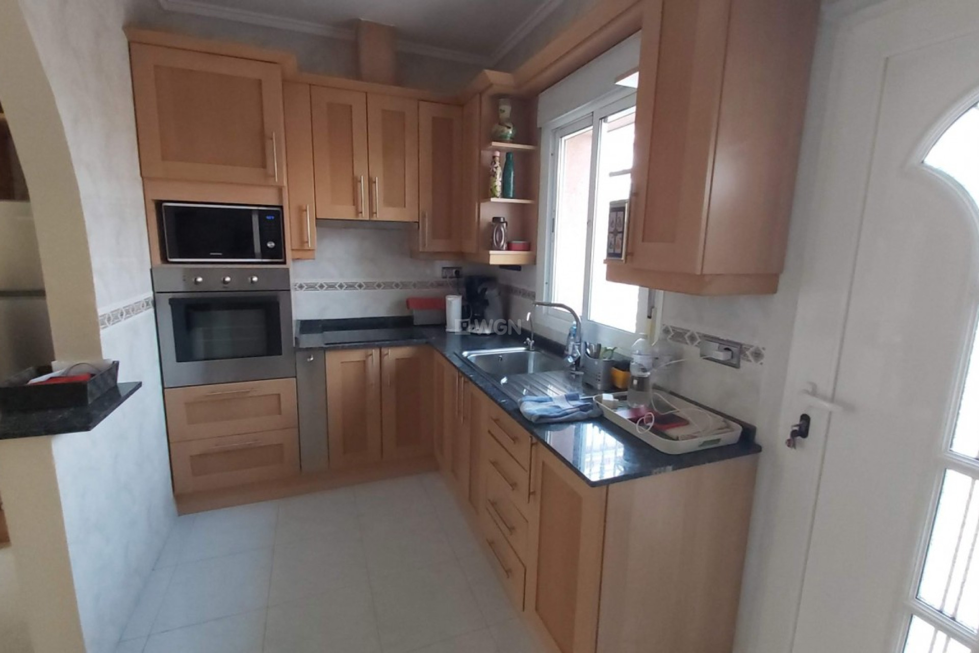 Odsprzedaż - Villa - Benimar - Costa Blanca